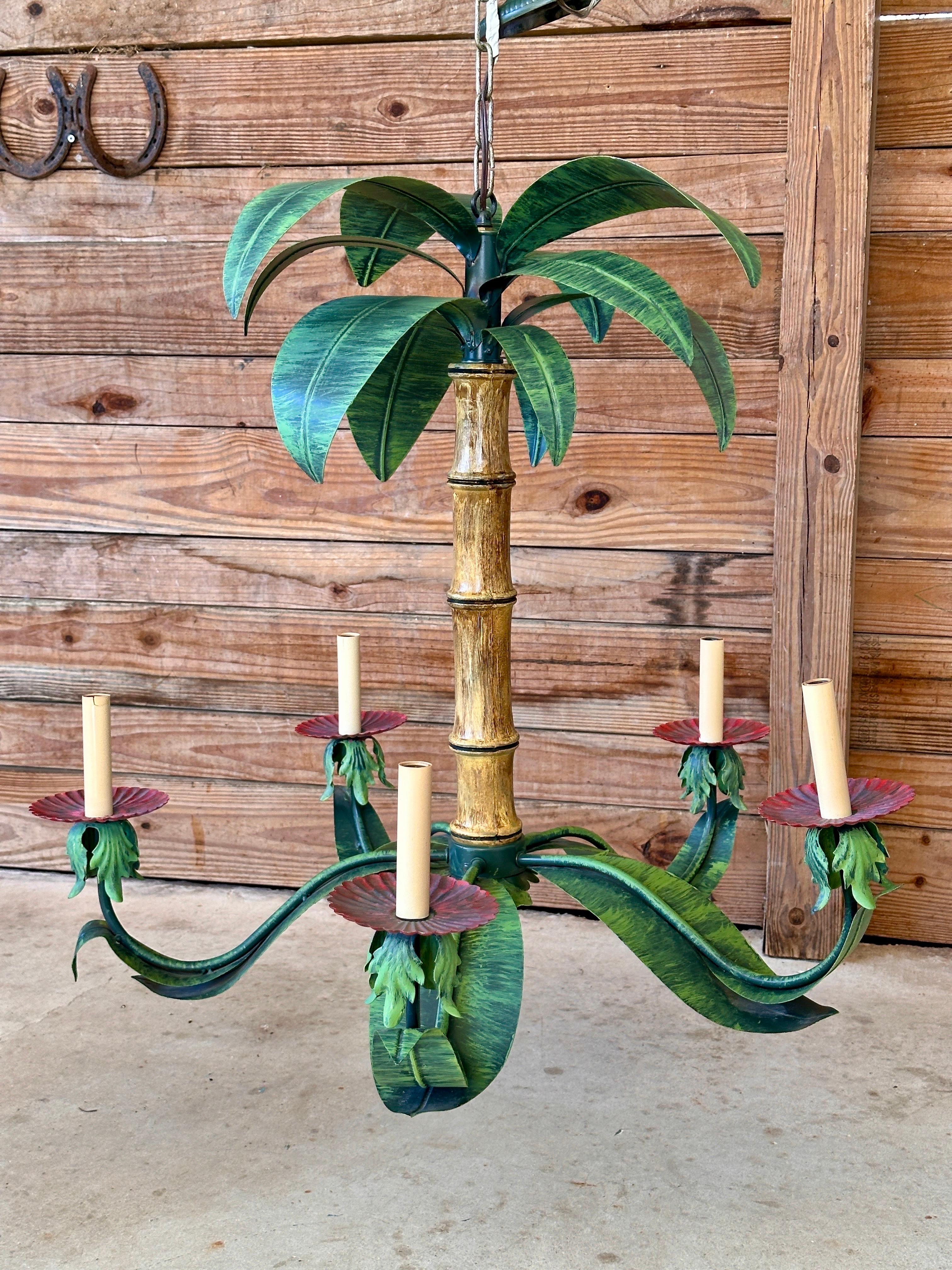 Vintage Coastal Sculptural Metal Tole Palm Leaf Chandelier In Good Condition For Sale In North Fort Myers, FL