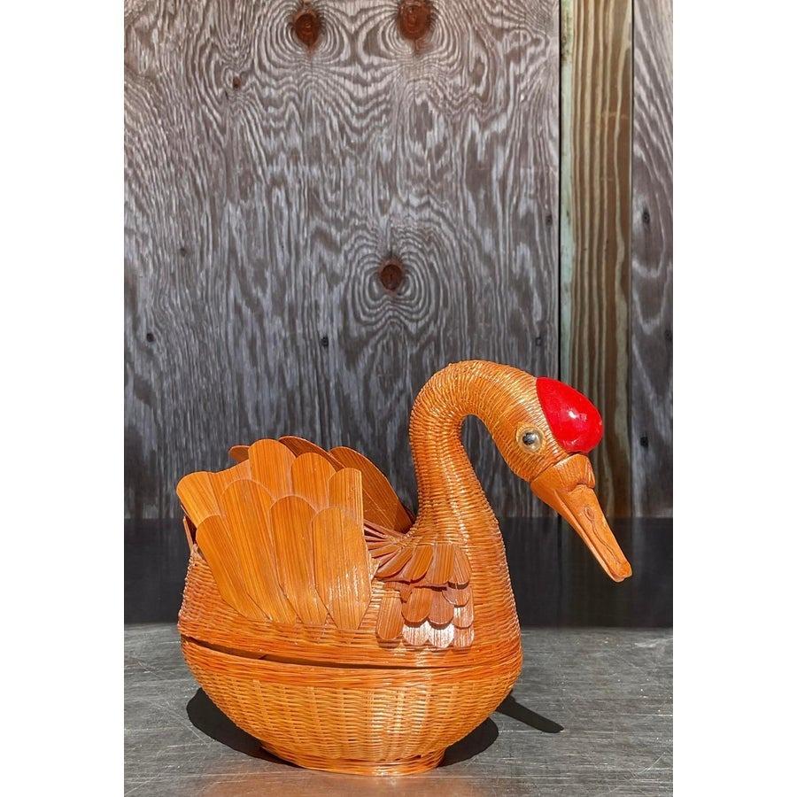 Vintage Coastal Shanghai Weave Ente im Angebot 1