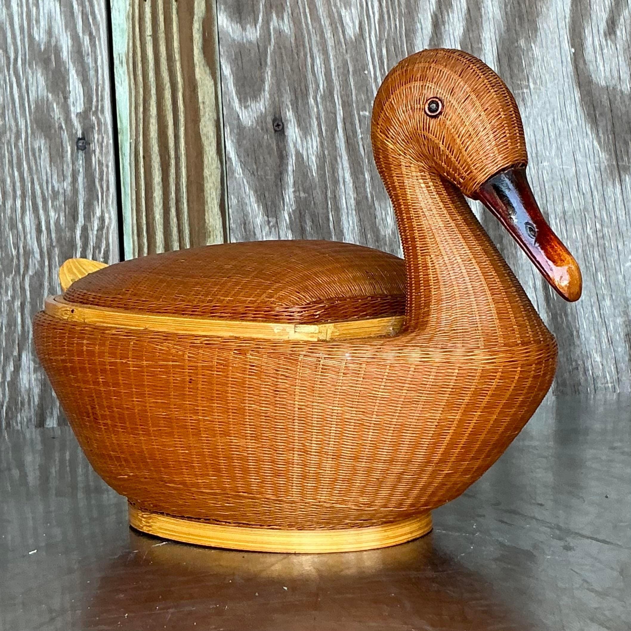 Vintage Coastal Shanghai Weave Lidded Duck Basket 2