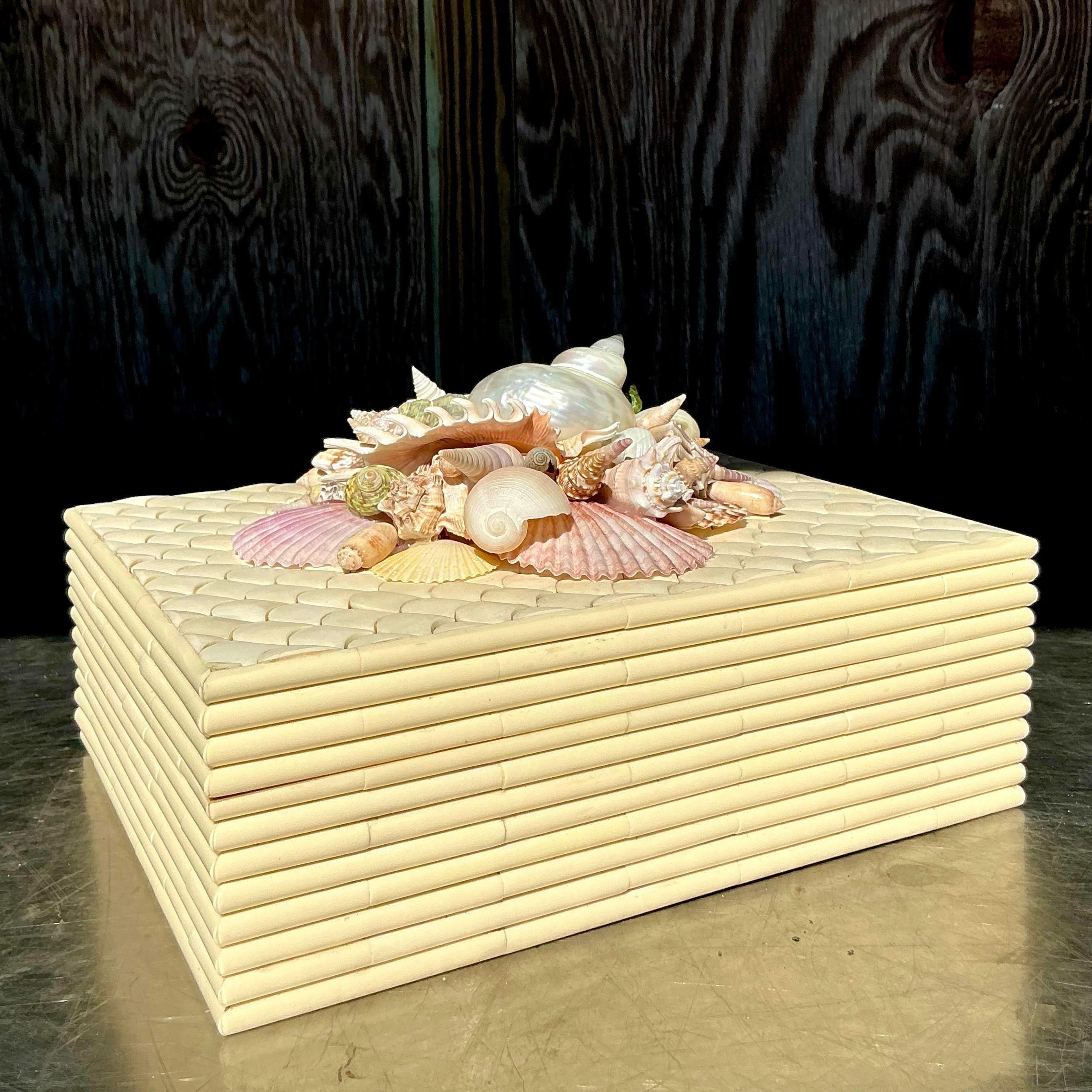 Vintage Coastal Shell Box For Sale at 1stDibs