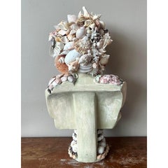 Vintage Coastal Shell Encrusted Bust of Woman (Buste de femme incrusté de coquillages)
