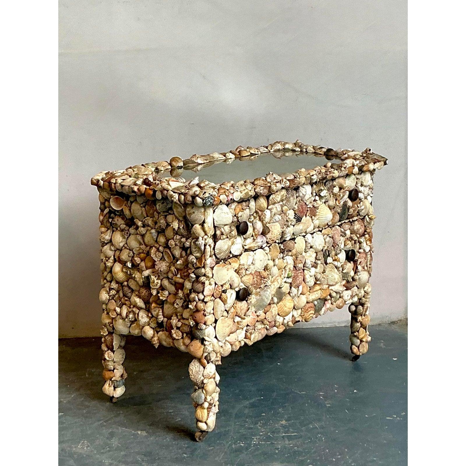 Cassettiera con conchiglia incrostata Vintage By in vendita 3