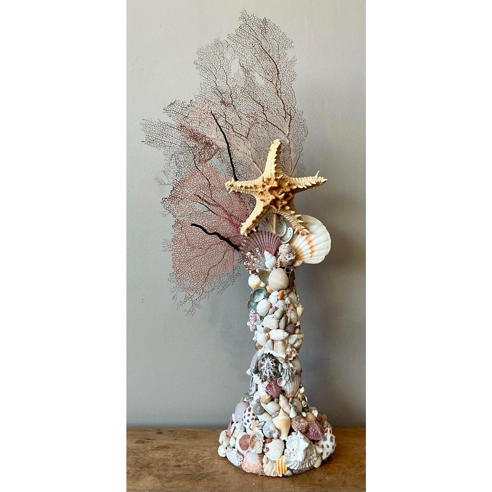 Américain Totem côtier vintage incrusté de coquillages en vente