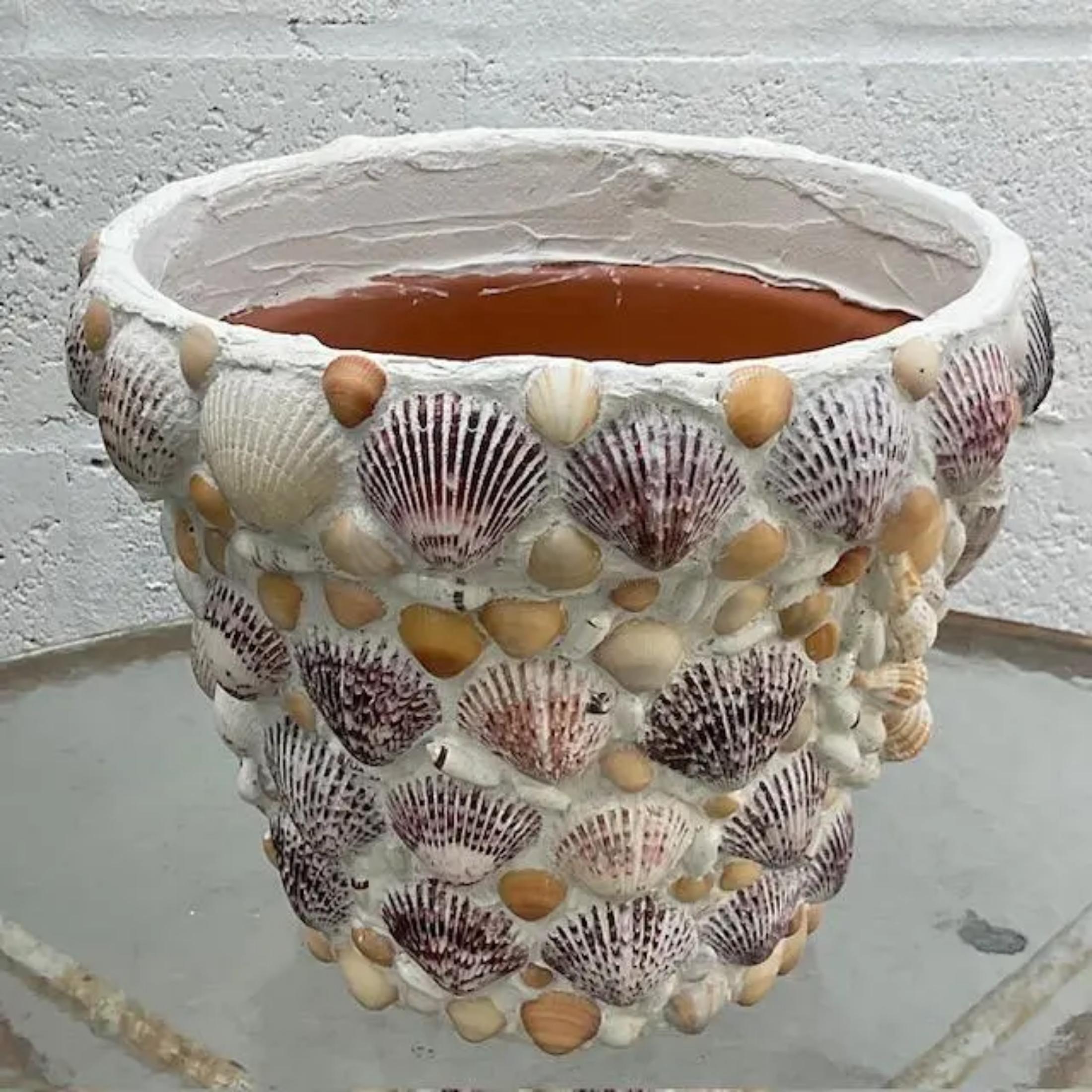 Vintage Coastal Shell Planter In Good Condition In west palm beach, FL