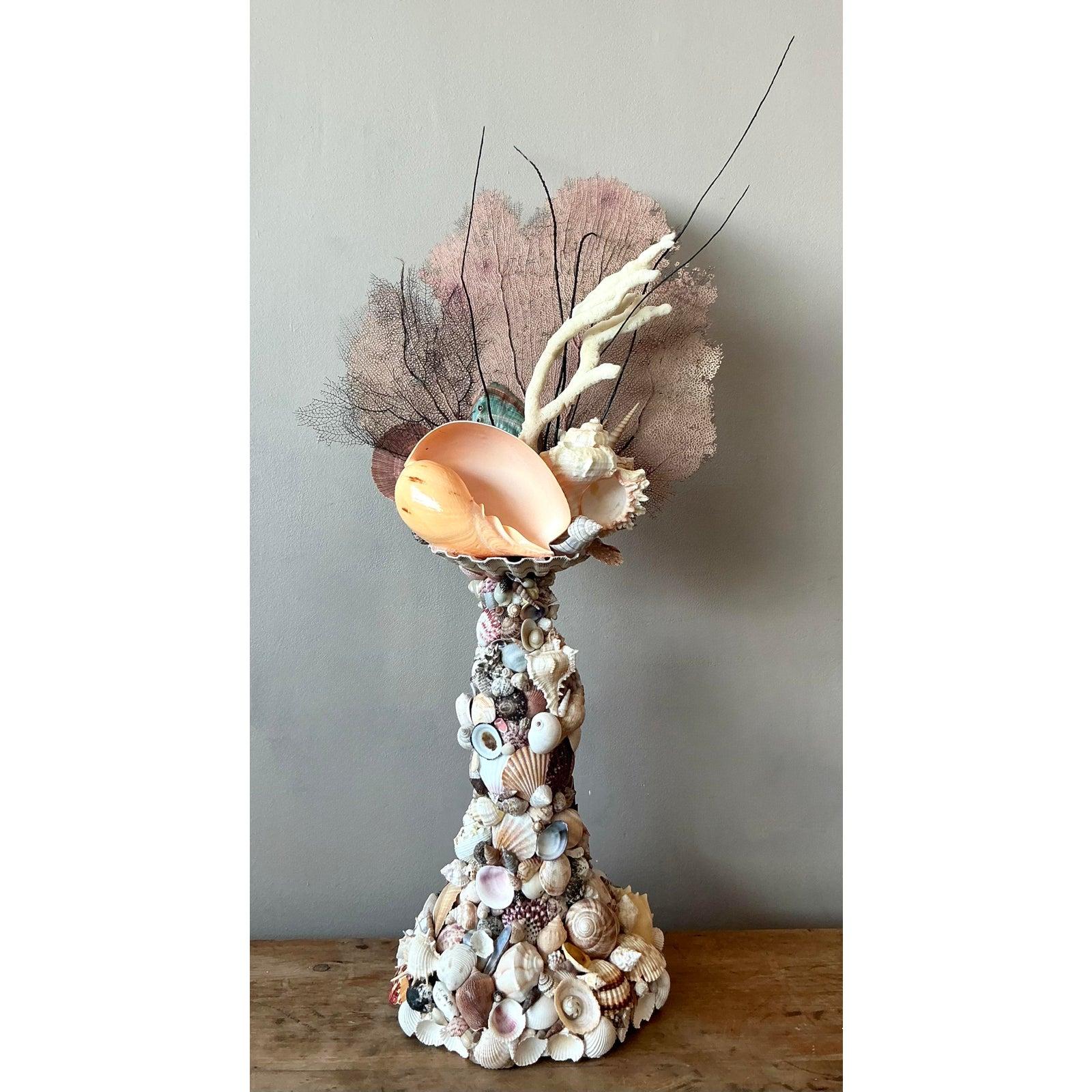 Totem di conchiglie costiere vintage In condizioni buone in vendita a West Palm Beach, FL