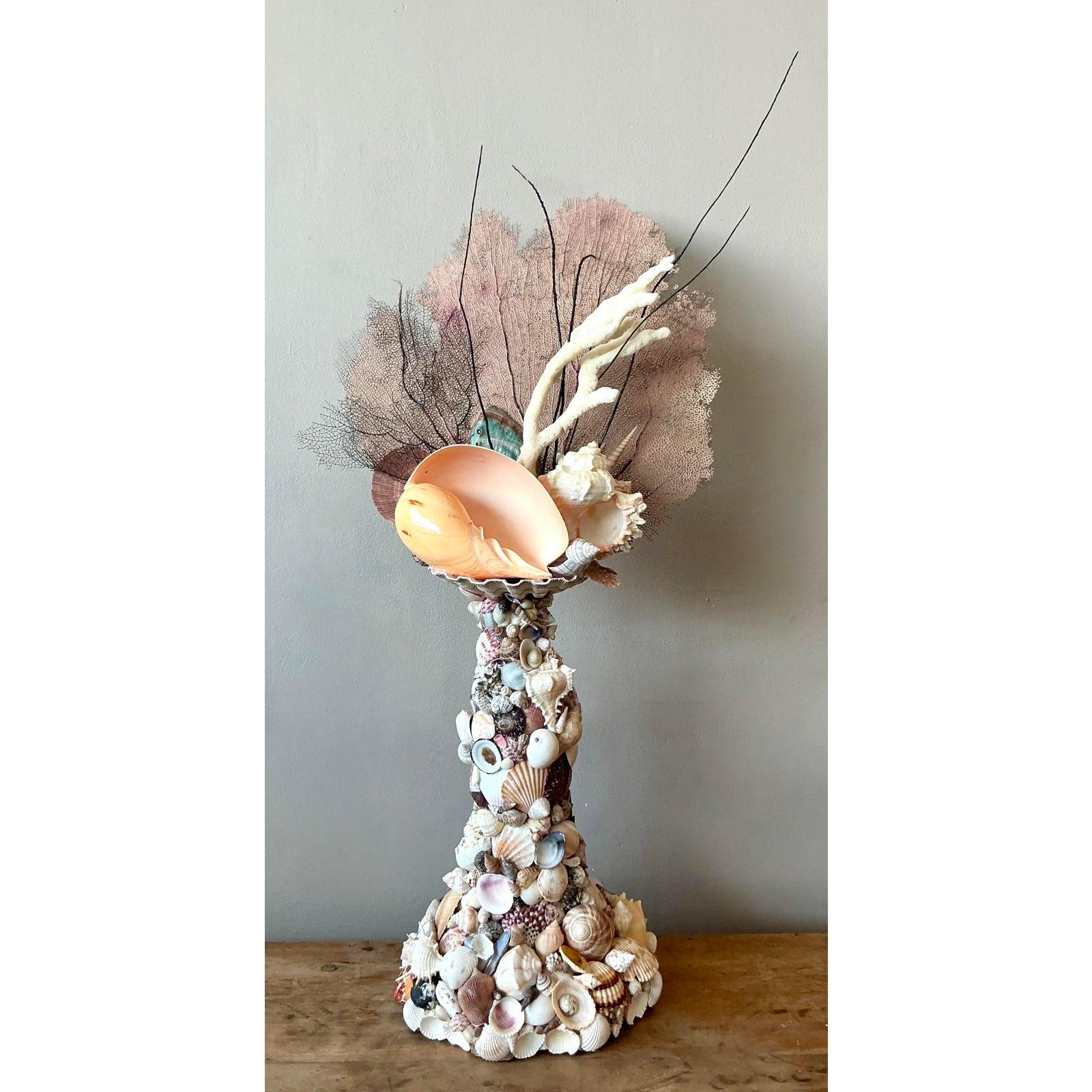 XX secolo Totem di conchiglie costiere vintage in vendita