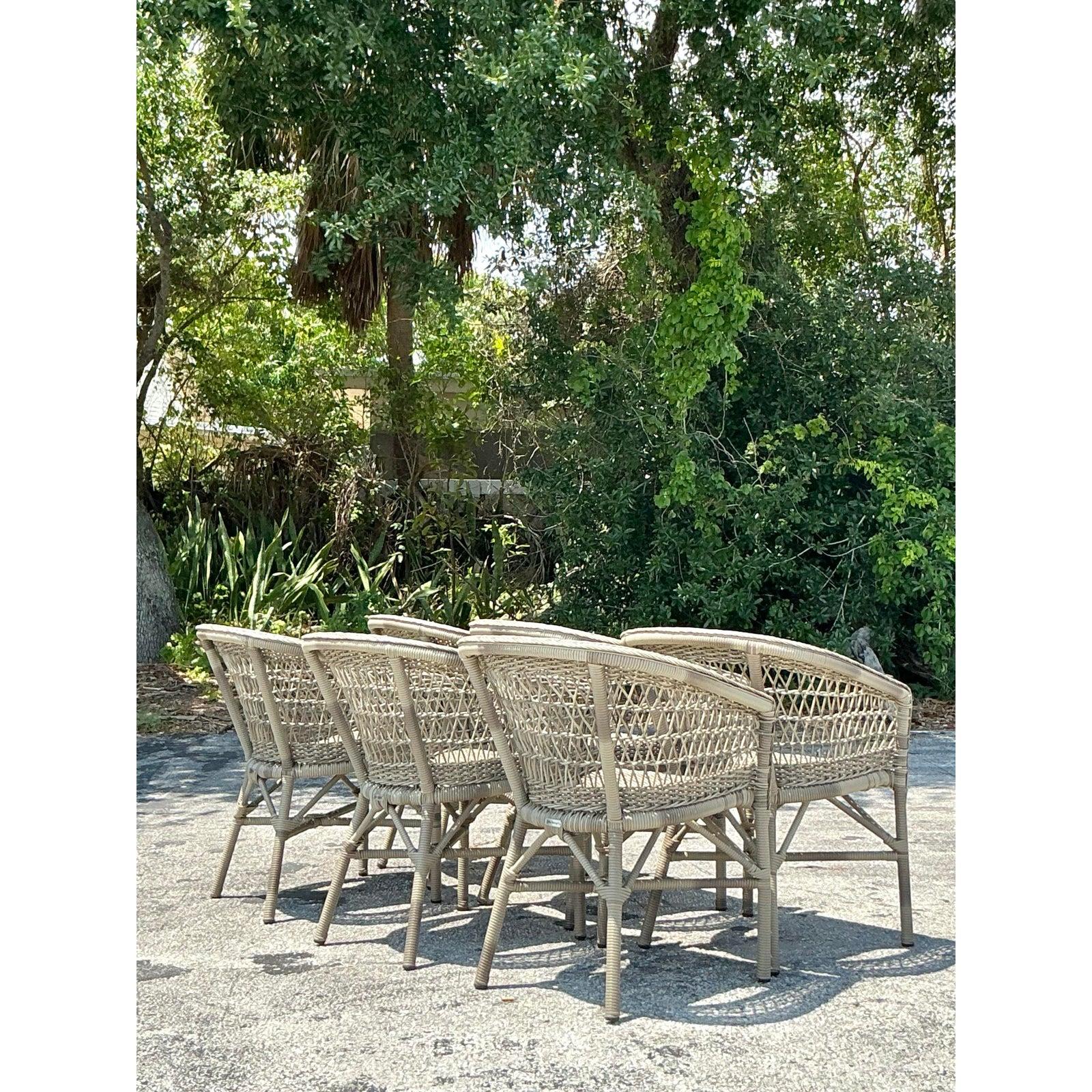 Metallo Sedie da pranzo in rattan intrecciato vintage Coastal Sika Designs - Set di 6 sedie in vendita
