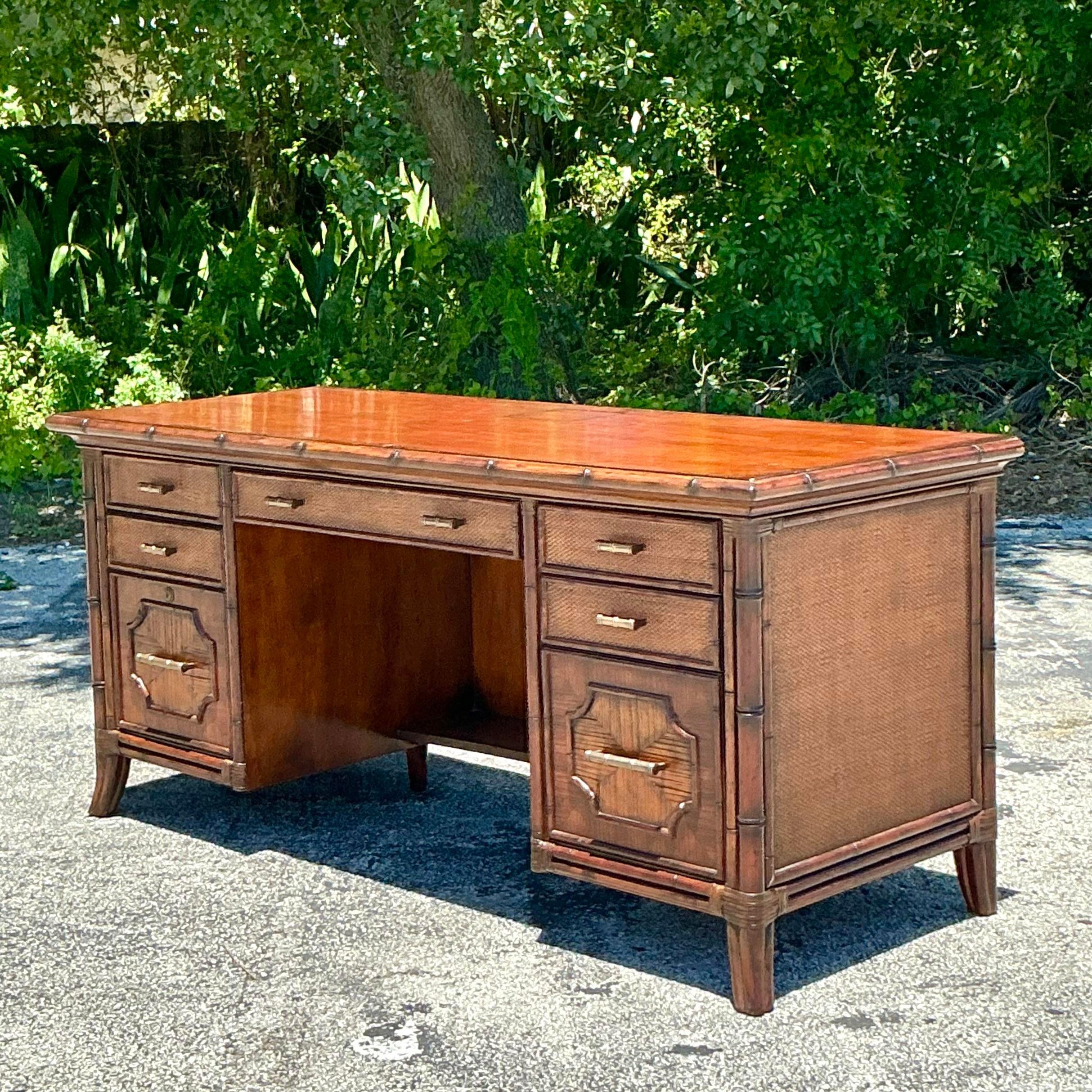 Explore coastal allure with our American-style Vintage Coastal Sligh Woven Rattan Desk. Crafted with intricate woven details and timeless design, it blends classic American craftsmanship with coastal charm, perfect for inspiring creativity in any