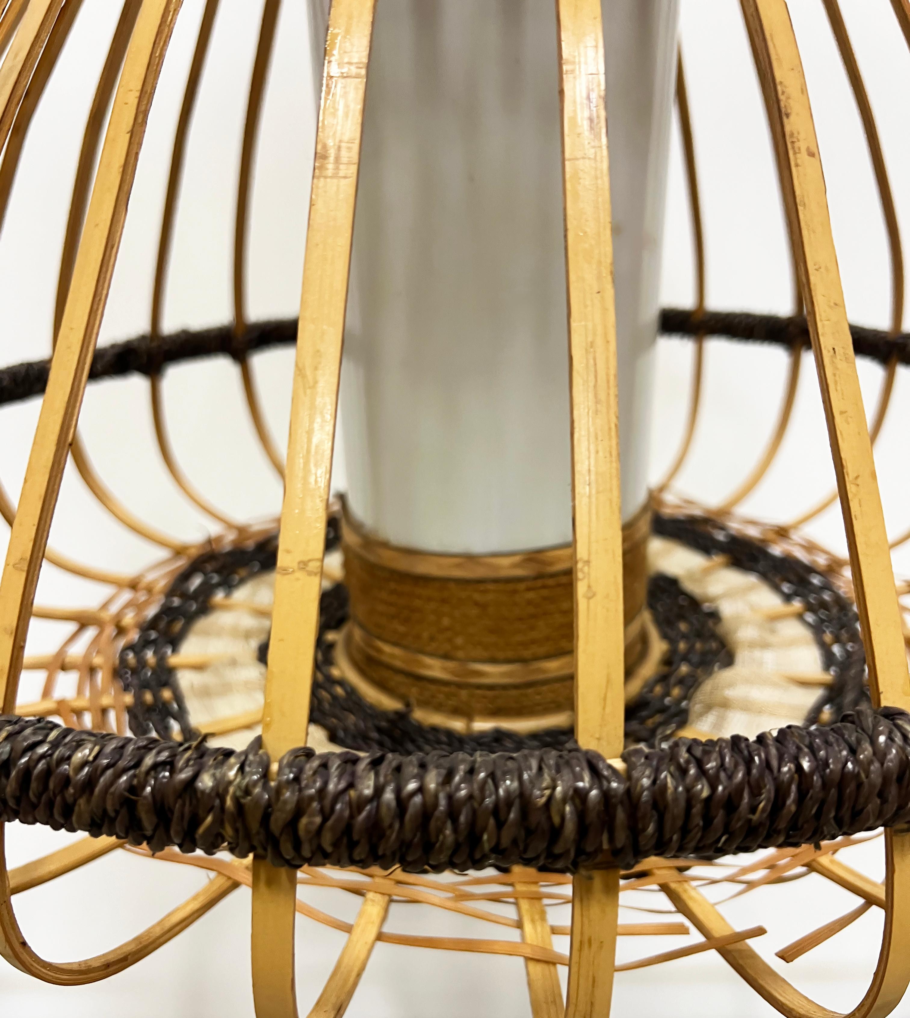 Lámpara colgante Vintage Coastal Split Rattan Reed Teardrop Metal en venta