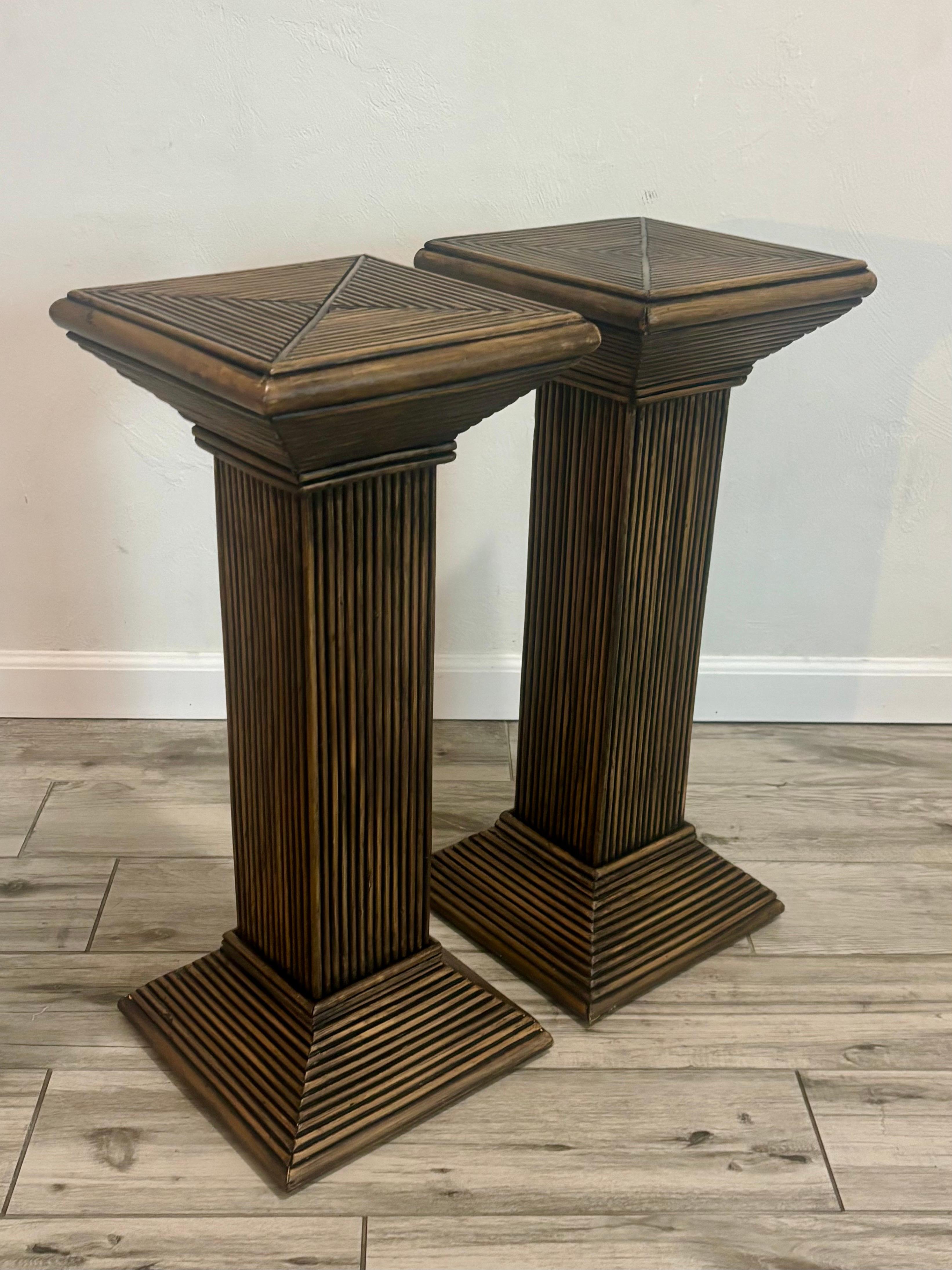 Pair of vintage coastal reed pedestals. Made from dowel cut hardwood. Very well made and sturdy. Clean crisp lines. 

Would work well to display art, plants, hold drinks, or as bases to a table. 

