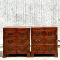 Petite commode vintage en roseau fendu de style côtier, une paire