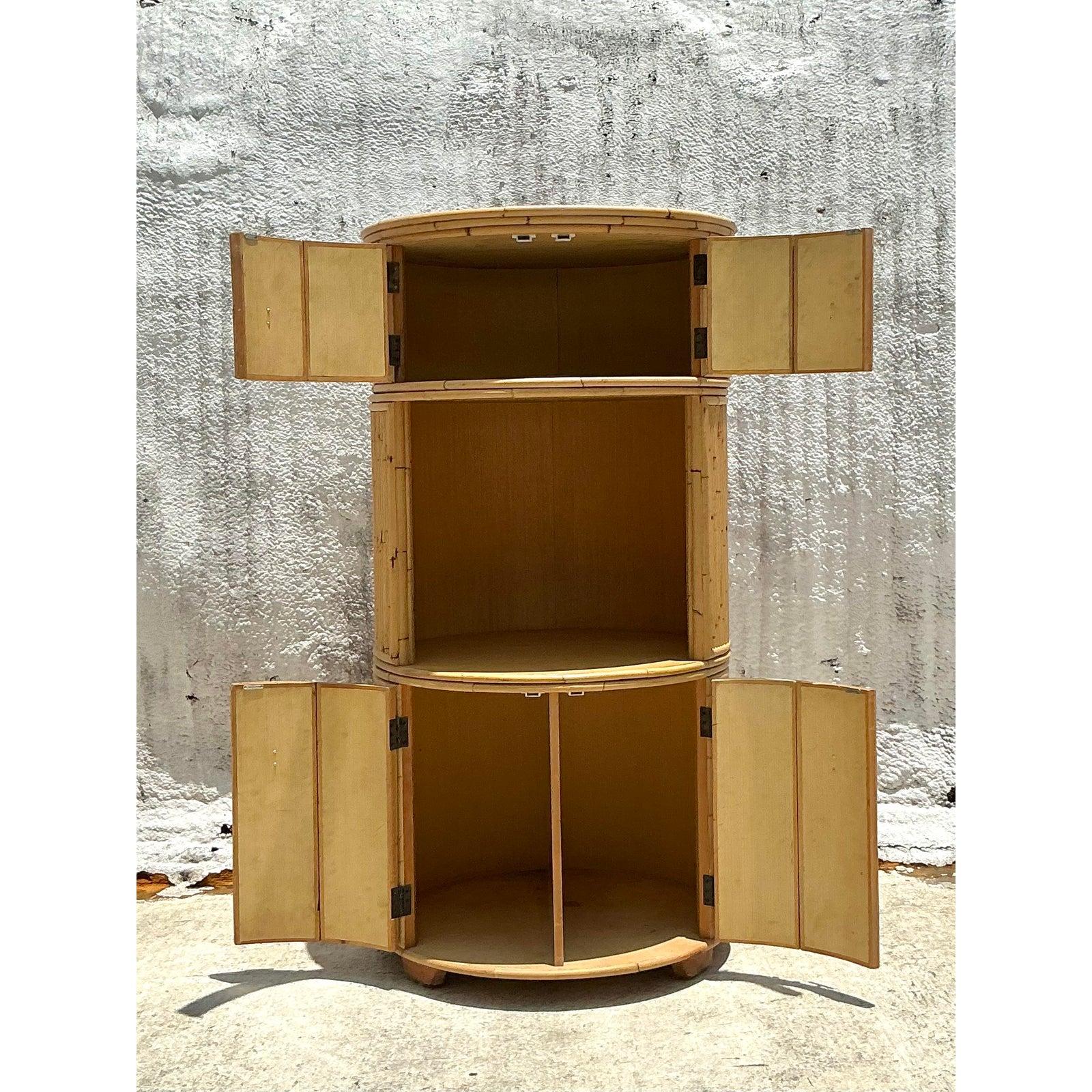 Vintage Coastal Stacked Bamboo Circular Dry Bar In Good Condition For Sale In West Palm Beach, FL