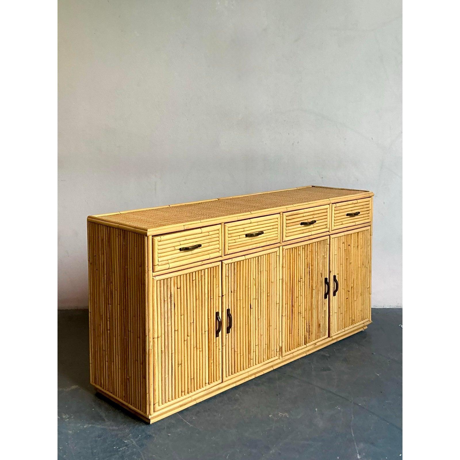 Vintage Coastal Stacked Bamboo Credenza (Philippinisch) im Angebot