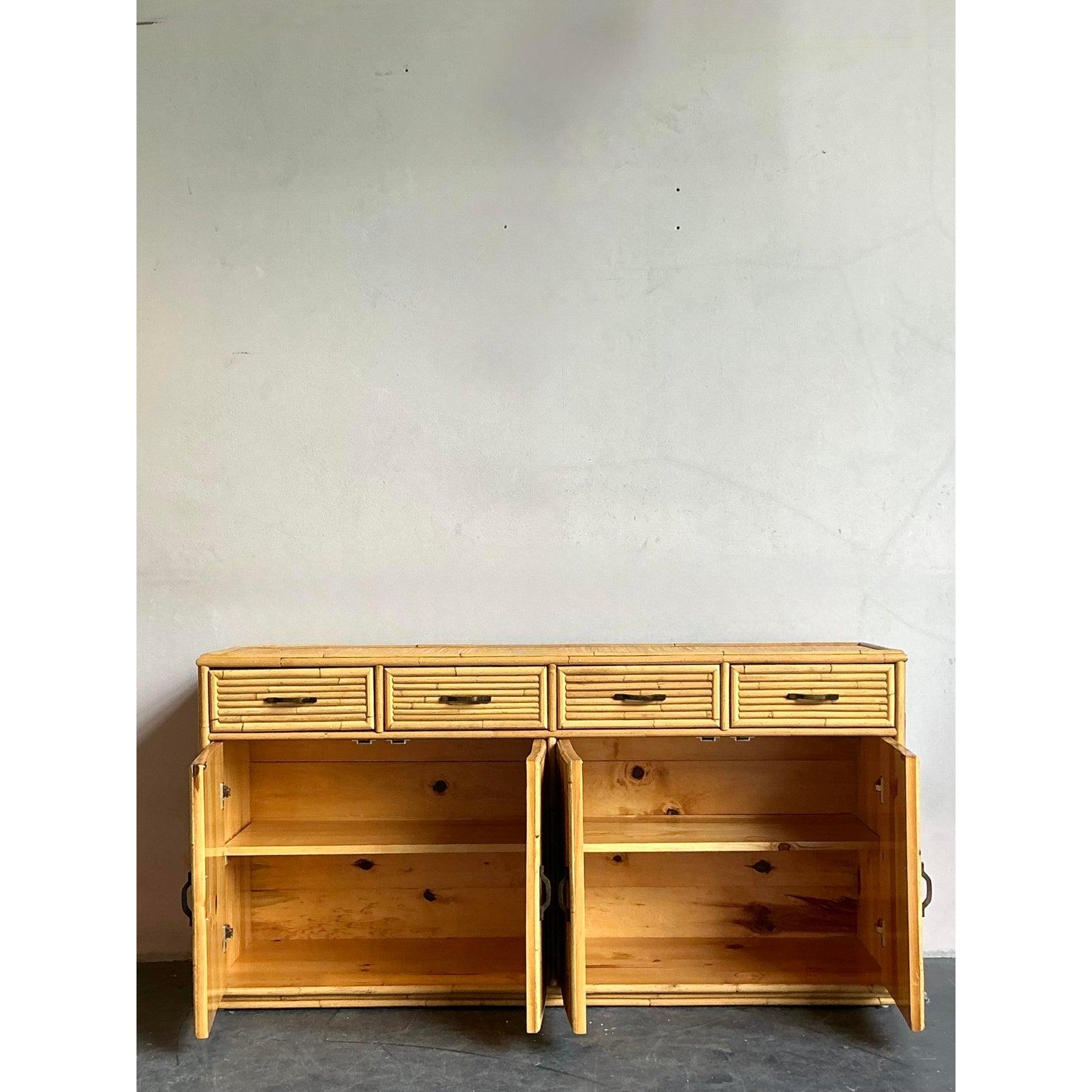 Vintage Coastal Stacked Bamboo Credenza im Angebot 2