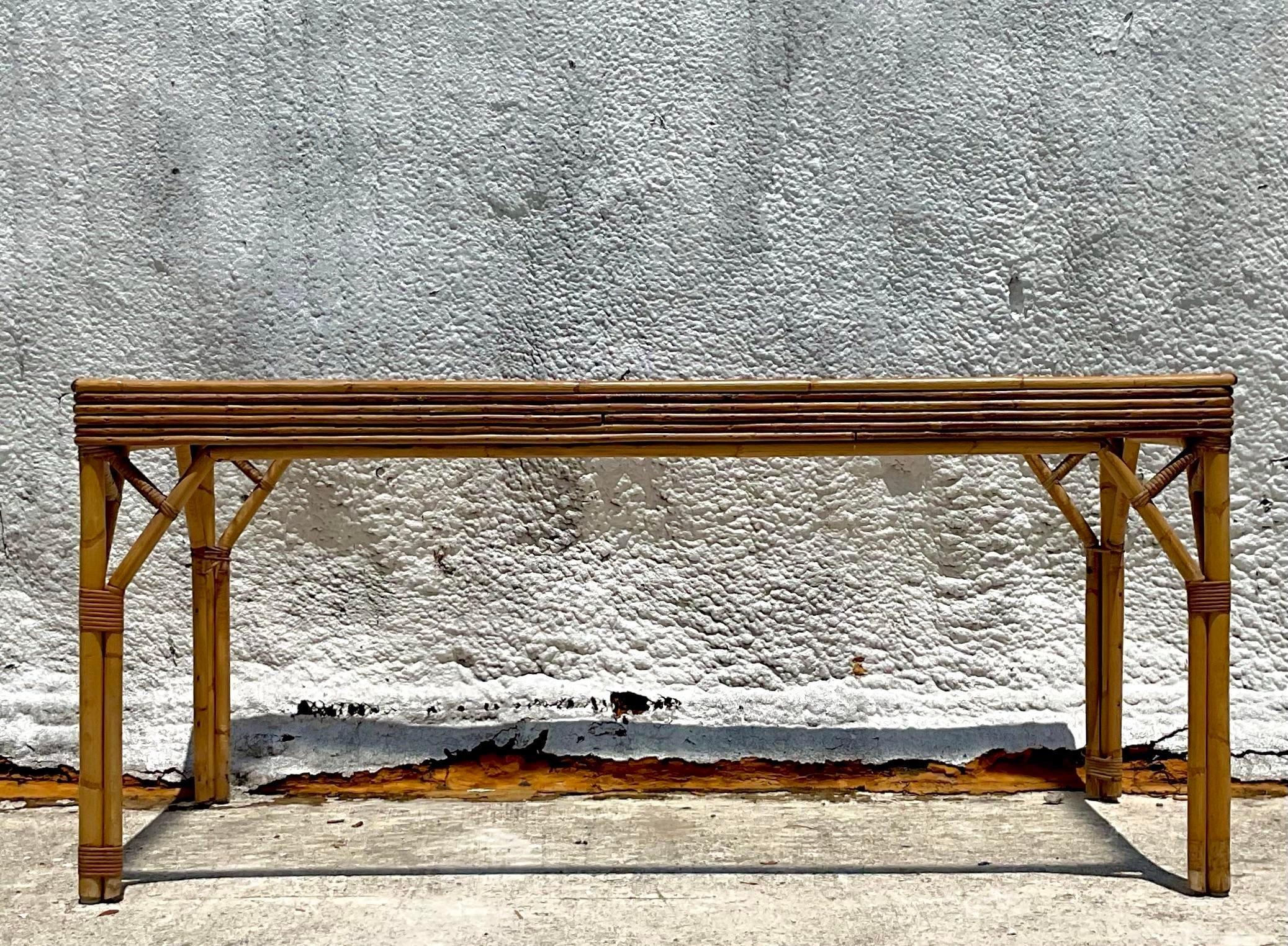 Table de salle à manger en rotin empilé vintage et côtier en vente 1