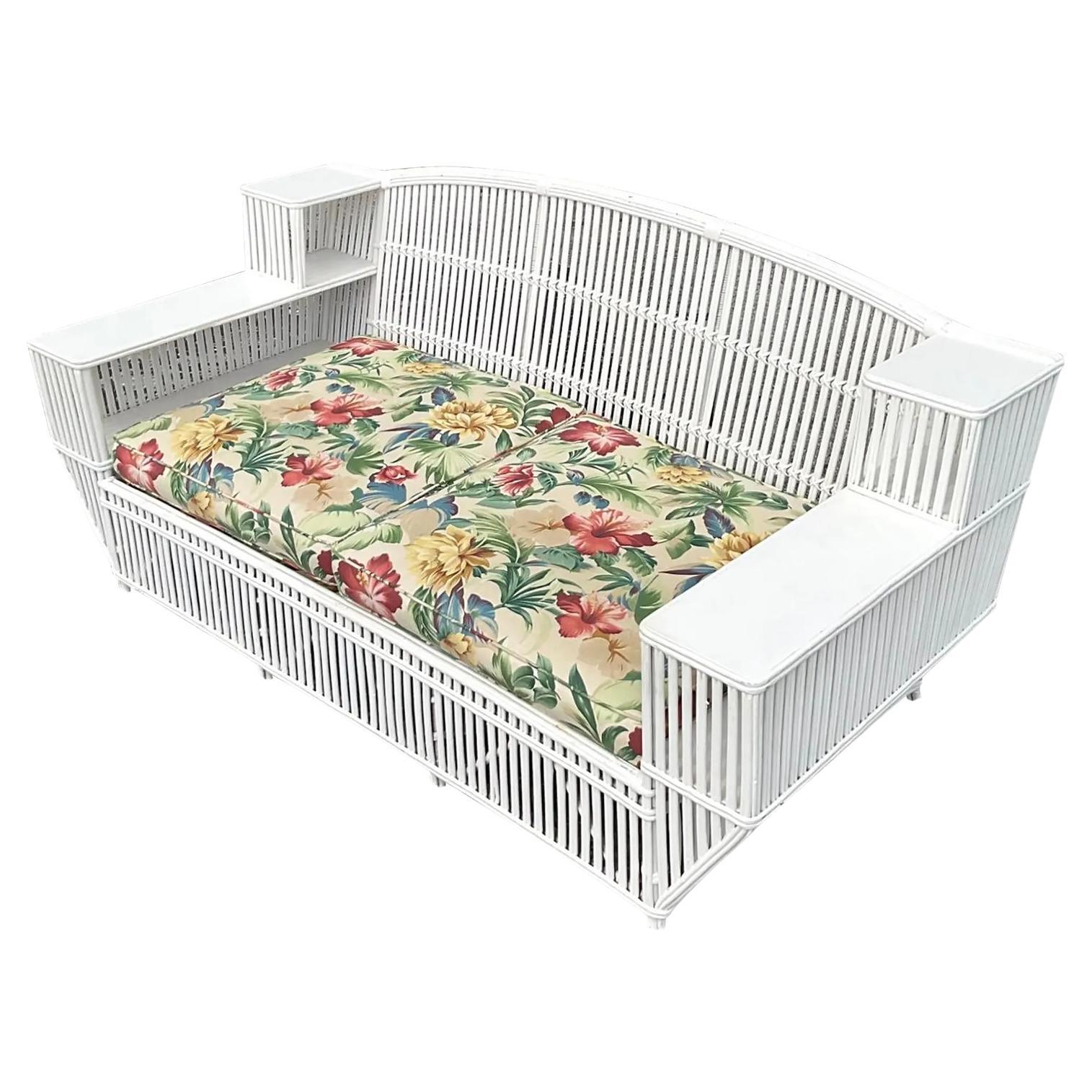 Divano vintage in rattan a bastone dopo Bielecky Brothers