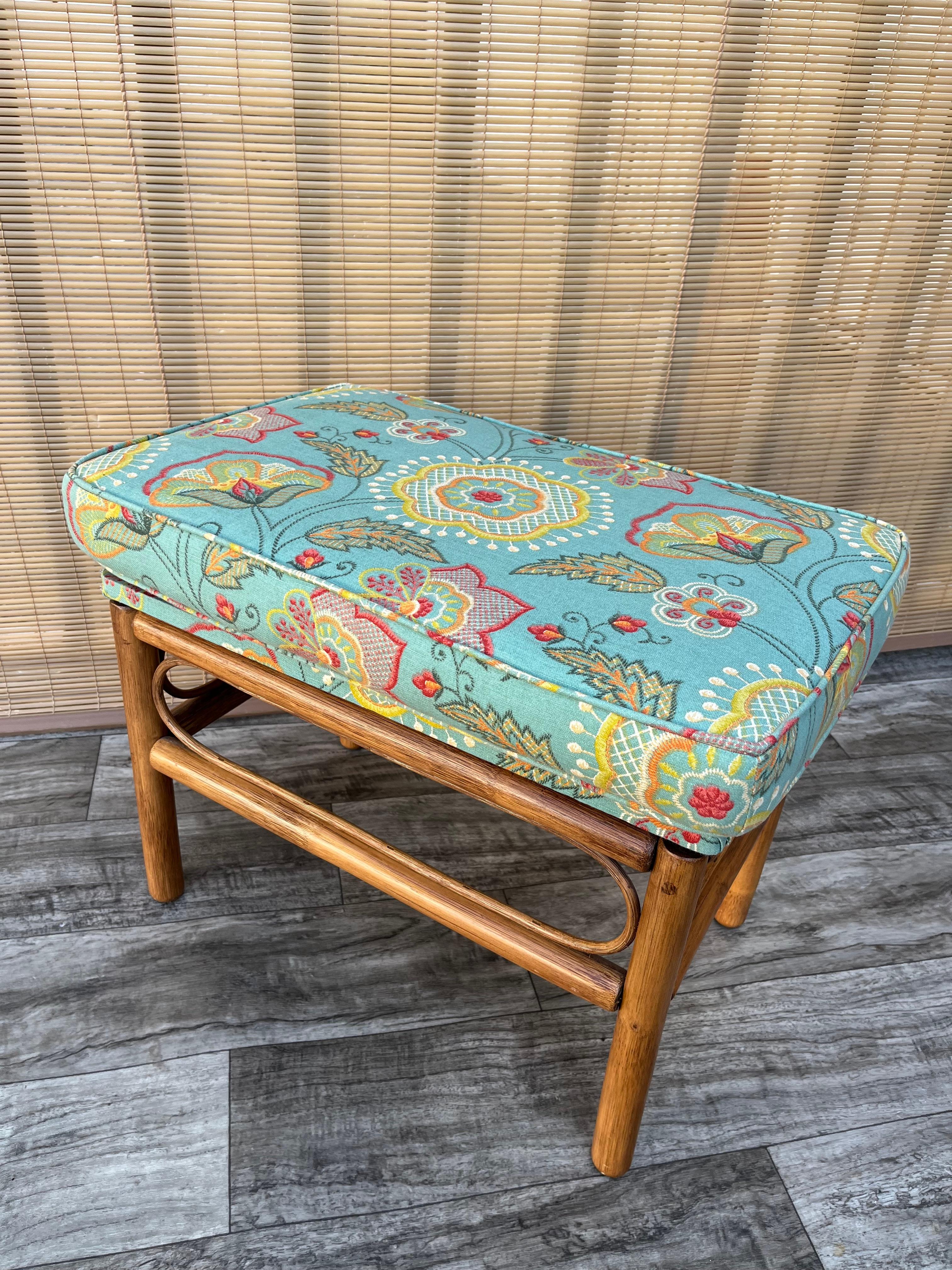 American Vintage Coastal Style, Boho Chic Rattan Ottoman / Accent Bench For Sale