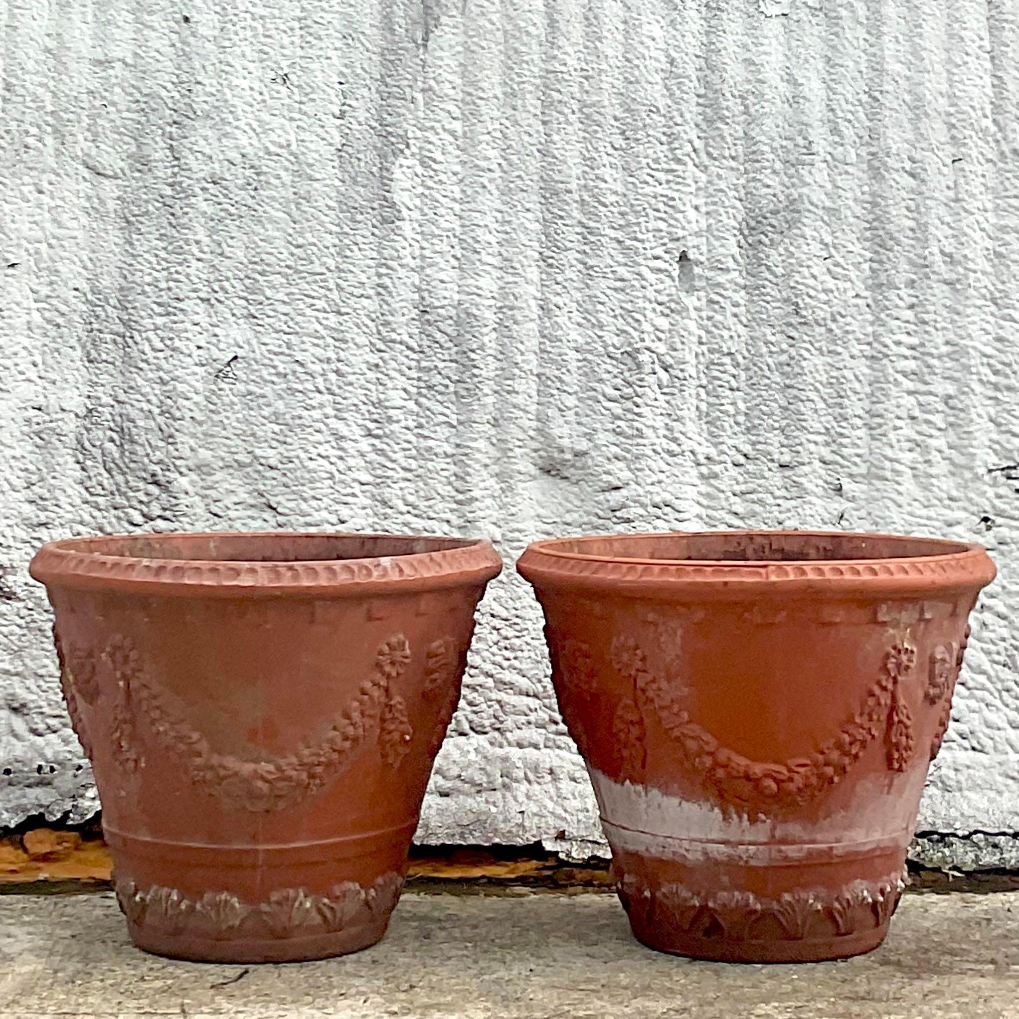 Vintage Coastal Swag Garland Terra Cotta Planters - a Pair In Good Condition For Sale In west palm beach, FL