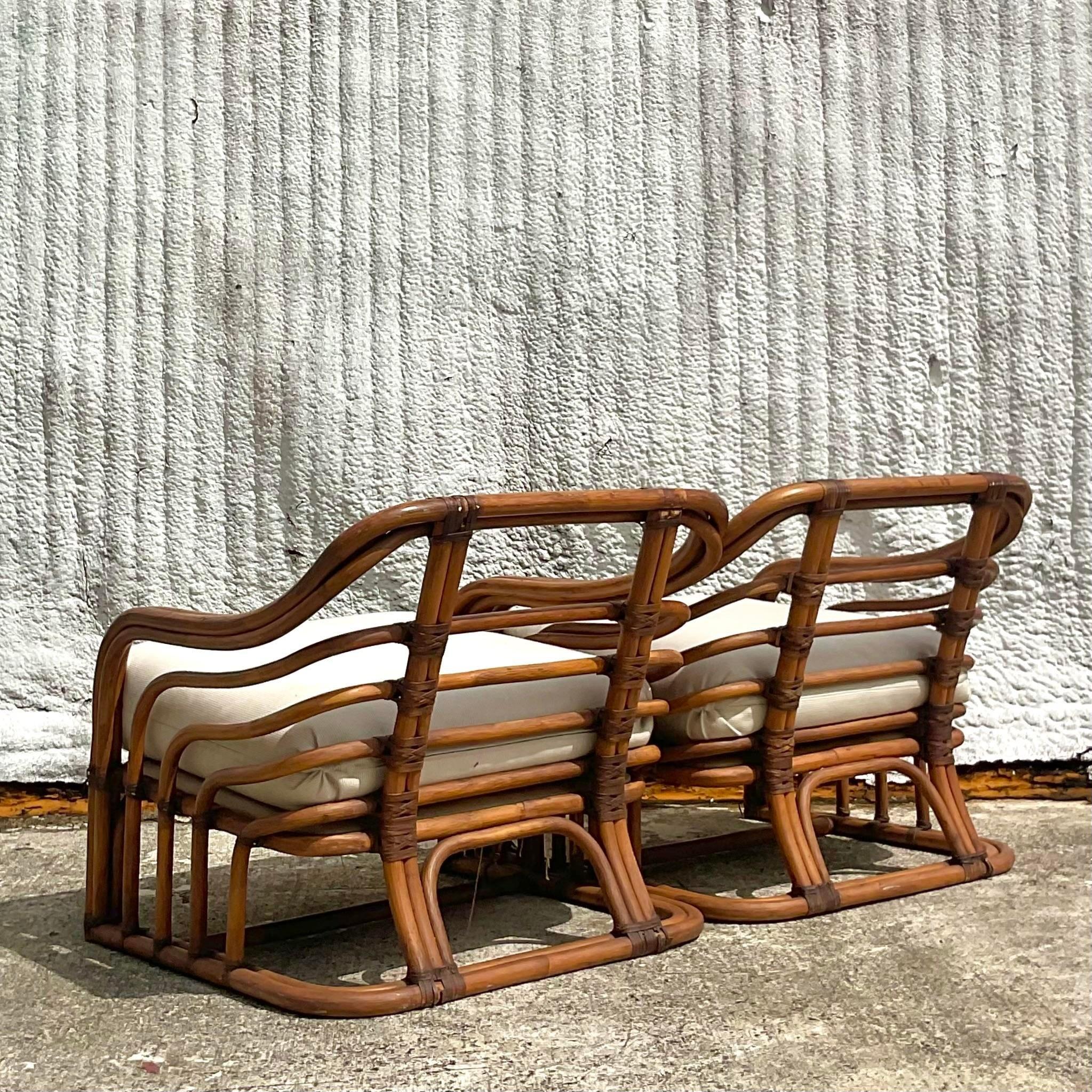 Vintage Coastal Tagged Brown Jordan Bent Rattan Lounge Chairs - a Pair In Good Condition In west palm beach, FL