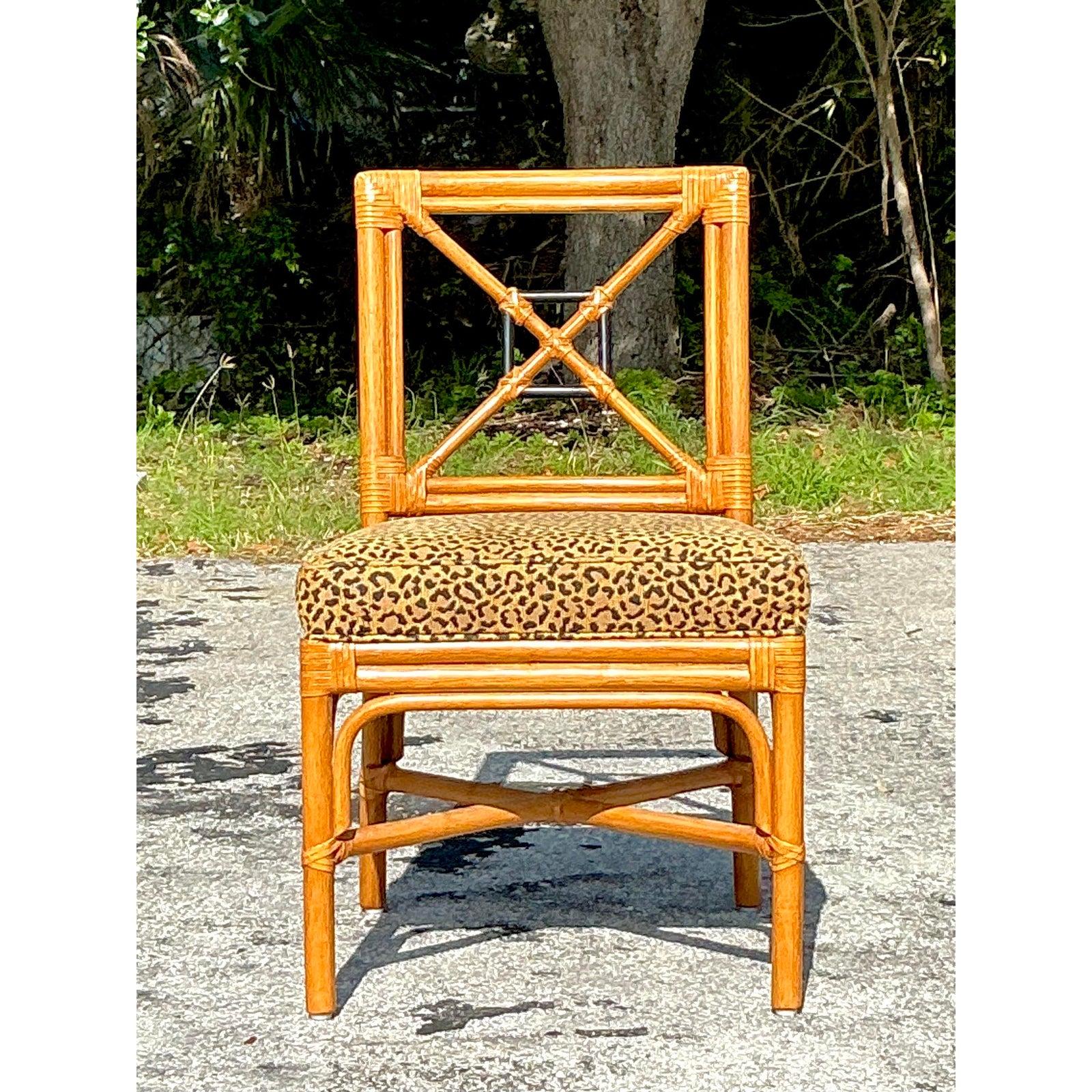 Américain Chaise en rotin vintage côtière à dossier en forme de cible en vente
