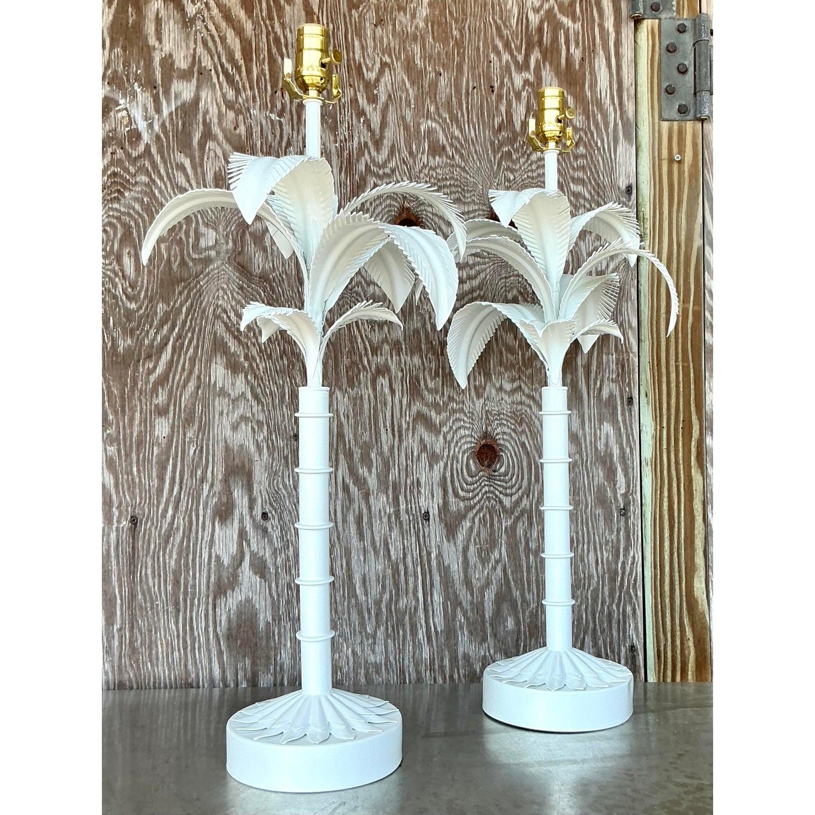 Américain Paire de lampes en bois de palmier de style côtier
