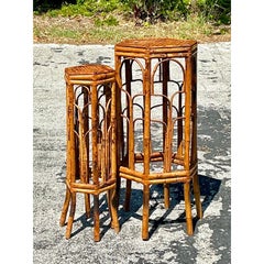 Vintage Coastal Tortoise Bamboo Pedestals - Satz von 2