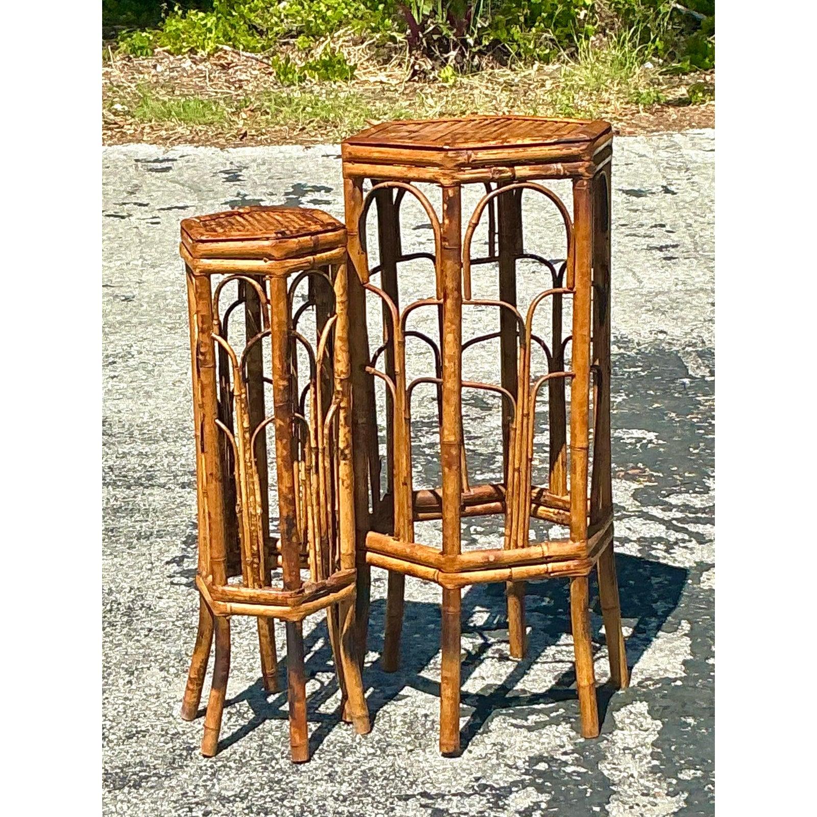 Philippin Piédestaux vintage en bambou et écailles de mer - Lot de 2