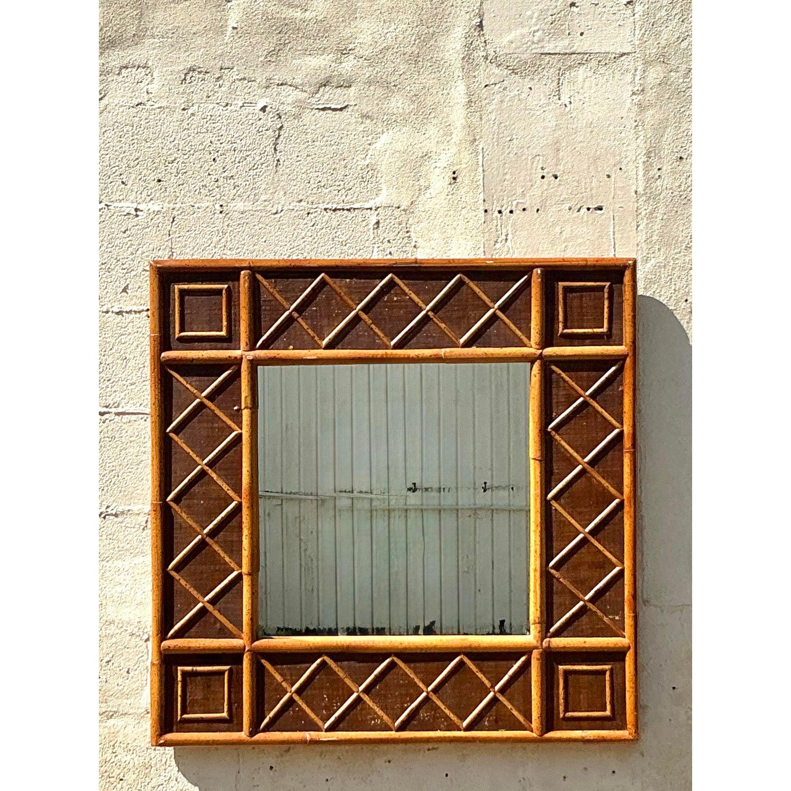 Specchio in rattan a traliccio costiero vintage in vendita 1