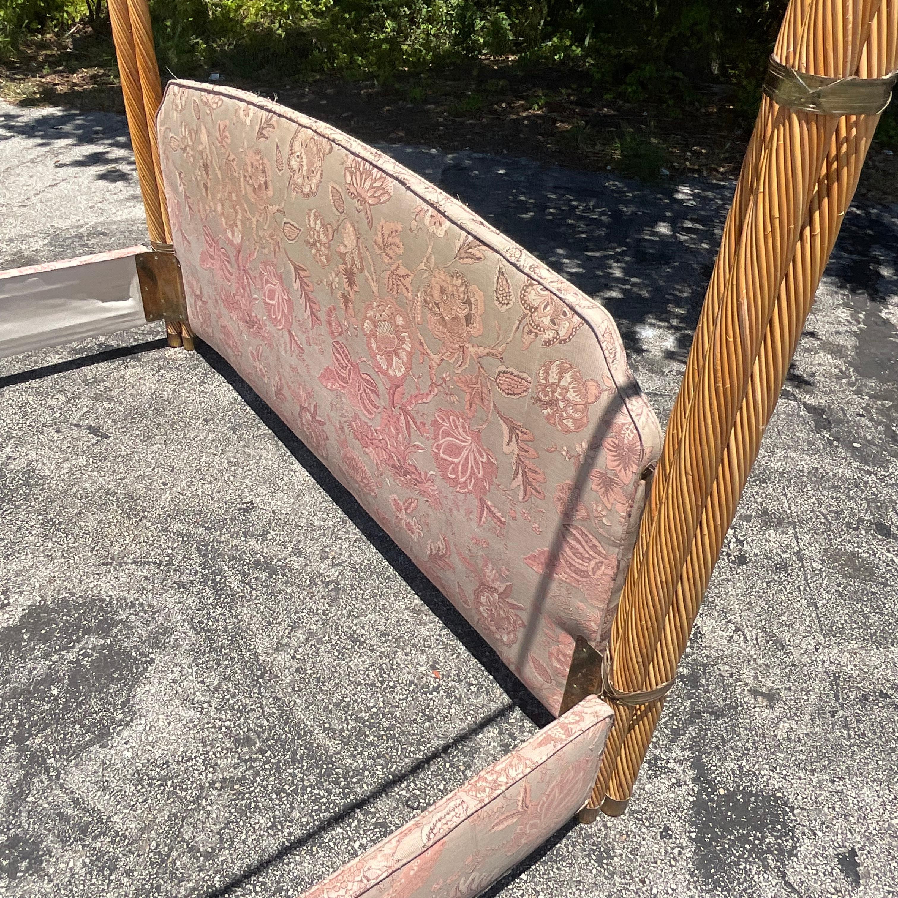 The Vintage Coastal Twisted Pencil Reed and Brass King Canopy Bed exemplifies American coastal style with its intricate twisted pencil reed design and elegant brass accents. This stunning king canopy bed brings a touch of seaside luxury and timeless
