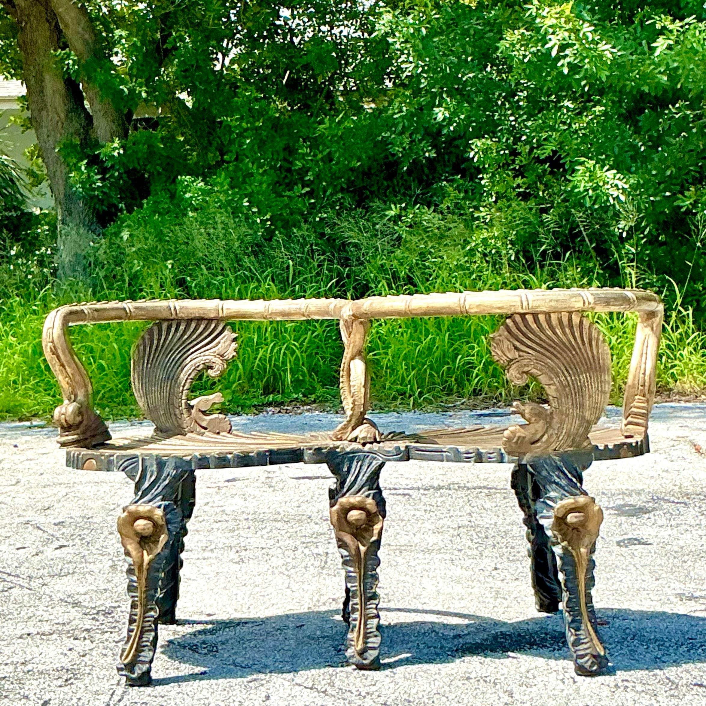 Vintage Coastal Venetian Gilt Carved Grotto Tete-A-Tete en vente 3
