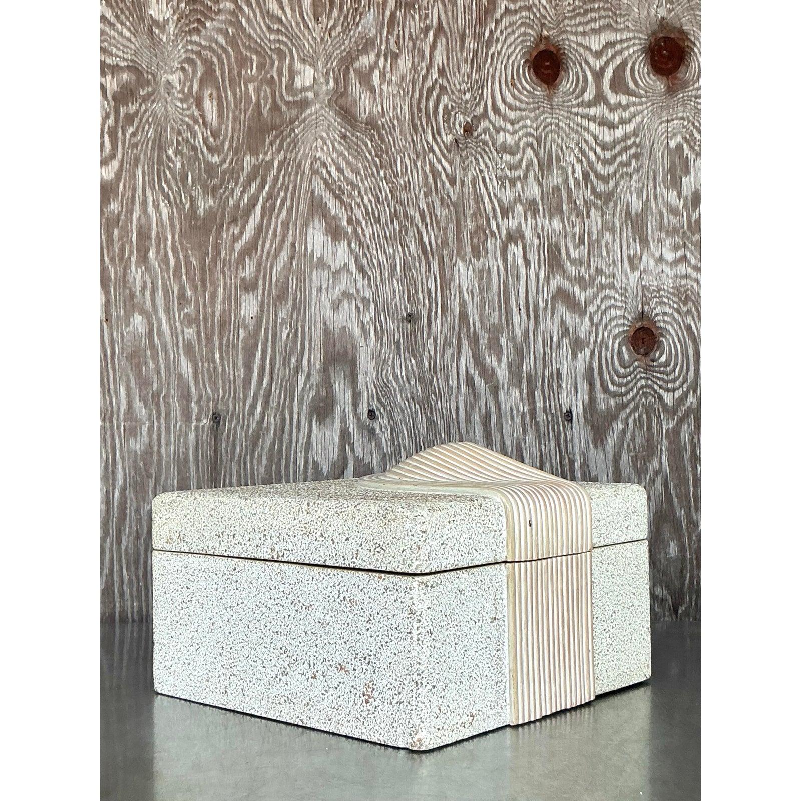 Coastal gewaschener Bleistift Schilfband Box mit Schilfband im Angebot 3