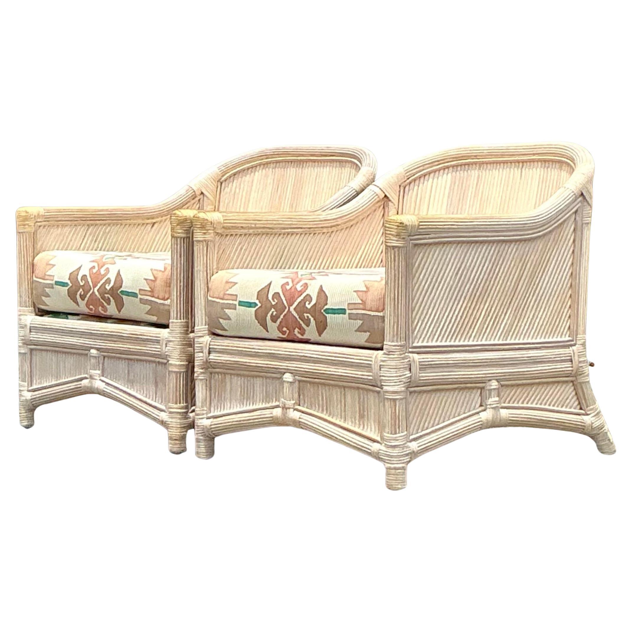 Sillas de salón vintage Coastal Washed Pencil Reed - un par