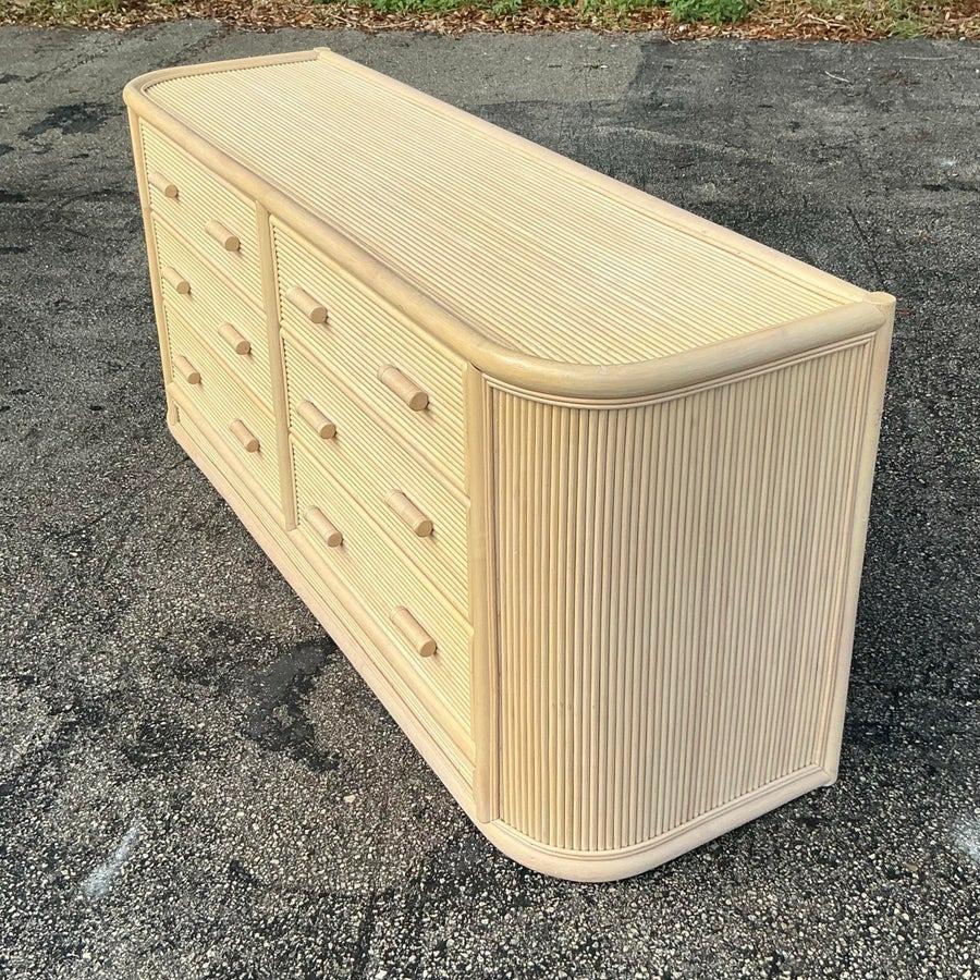 XX secolo Comò in rattan lavato vintage della costa in vendita