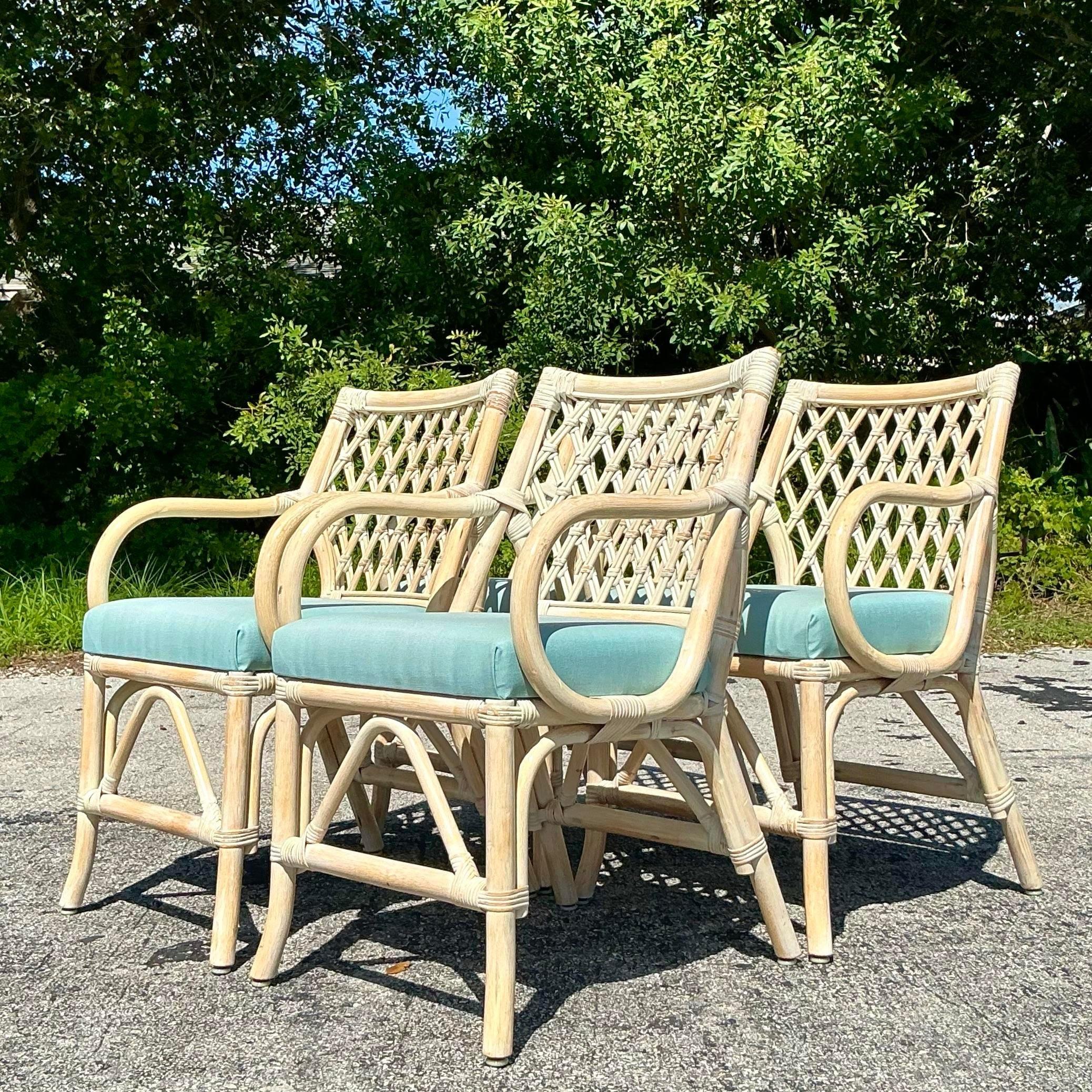 Filippino Sedie da pranzo a traliccio lavate e vintage - Set di 4 sedie in vendita