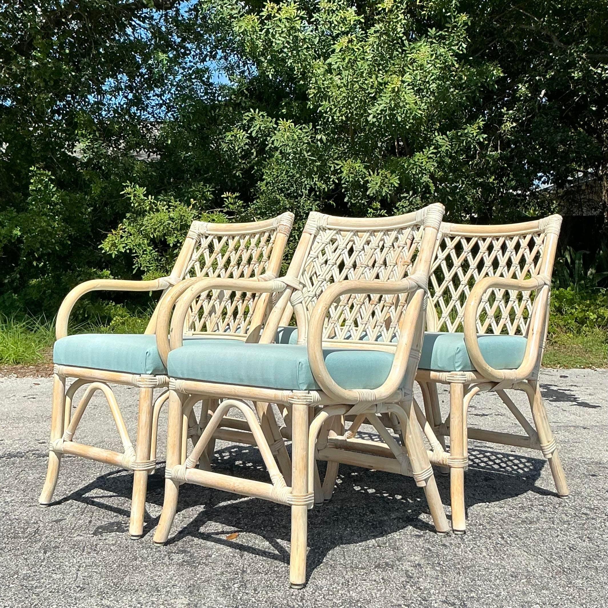 Sedie da pranzo a traliccio lavate e vintage - Set di 4 sedie in vendita 2