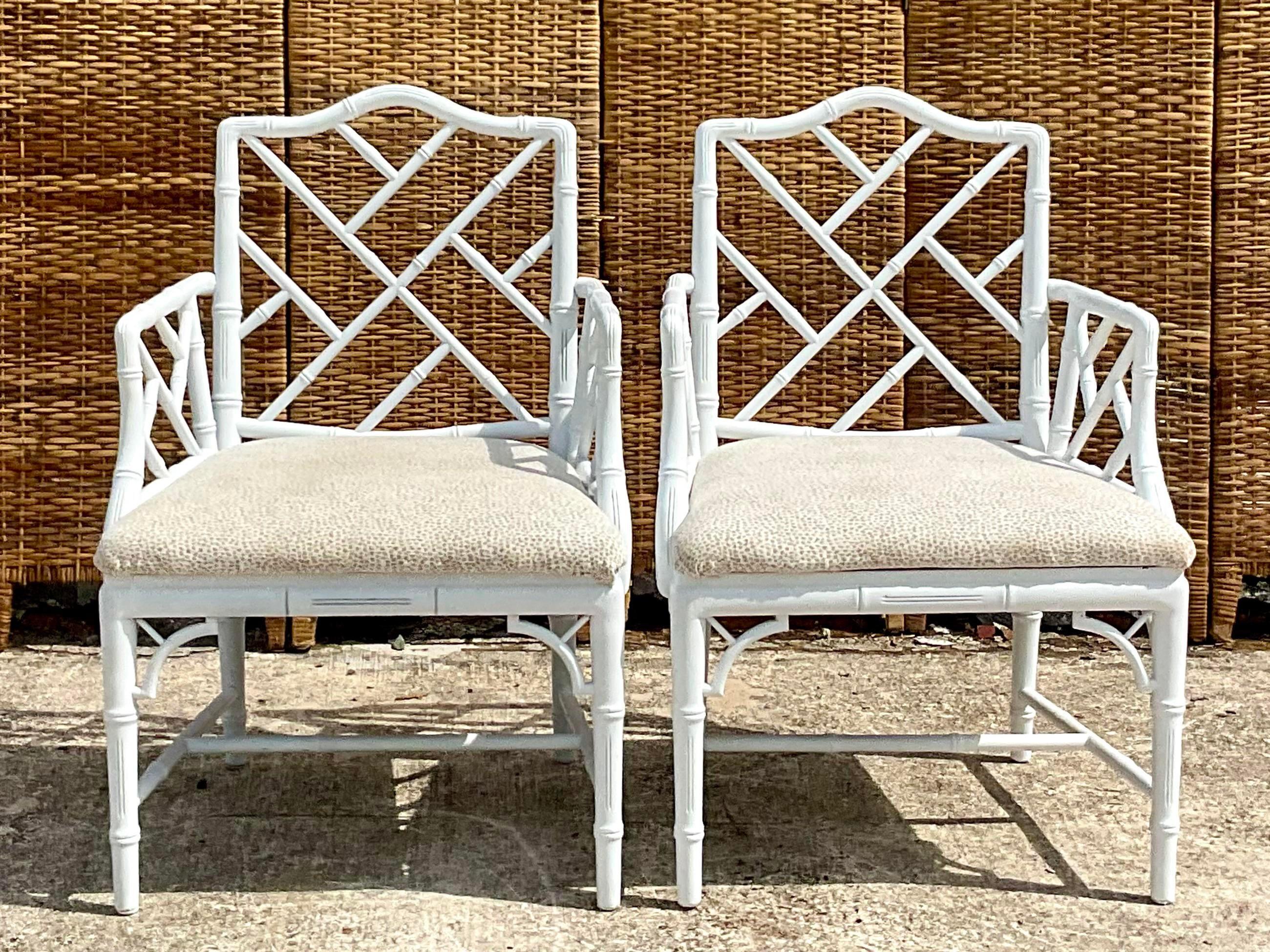 Vintage Coastal White Lacquered Chinese Chippendale Arm Chairs - a Pair In Good Condition For Sale In west palm beach, FL