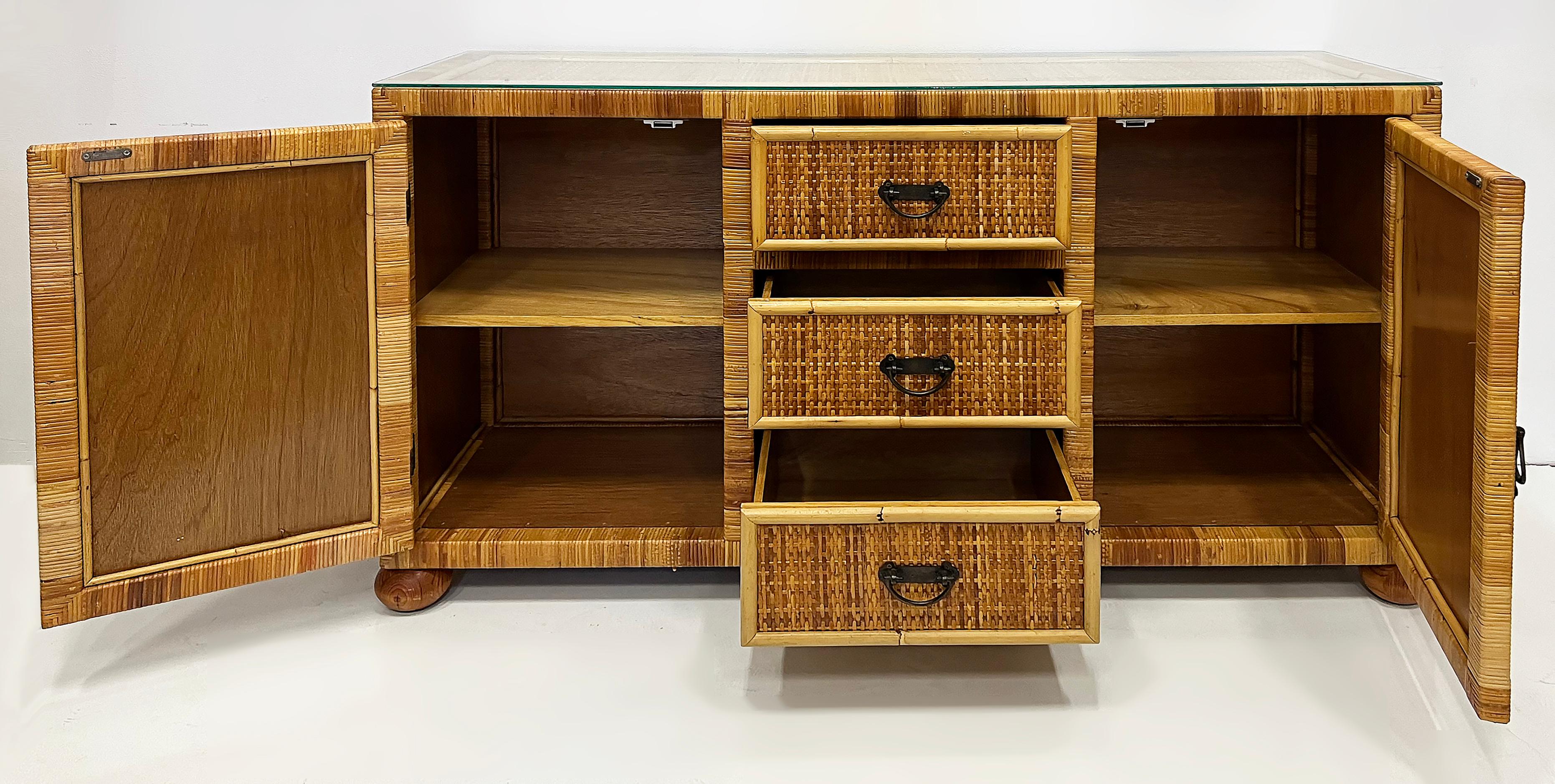 Vintage Coastal Woven Rattan and Wood Credenza For Sale 1