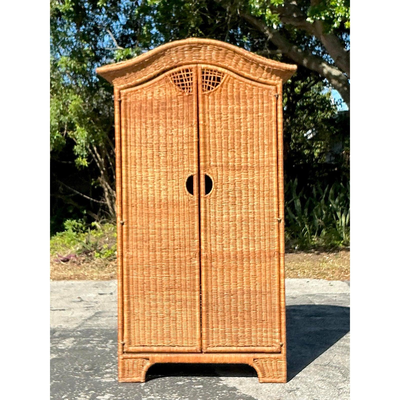 XX secolo Armadio ad arco in rattan intrecciato Vintage By in vendita