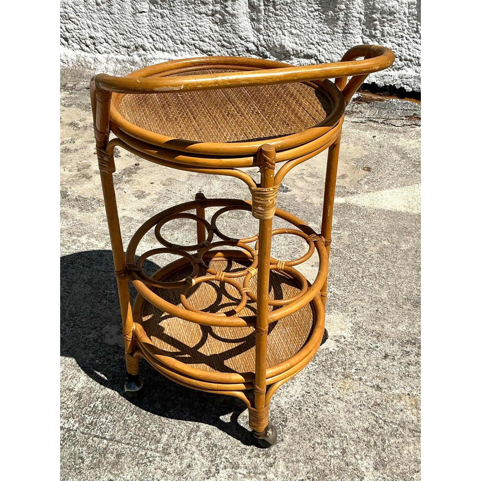 Osier Chariot de bar vintage en rotin tressé en vente