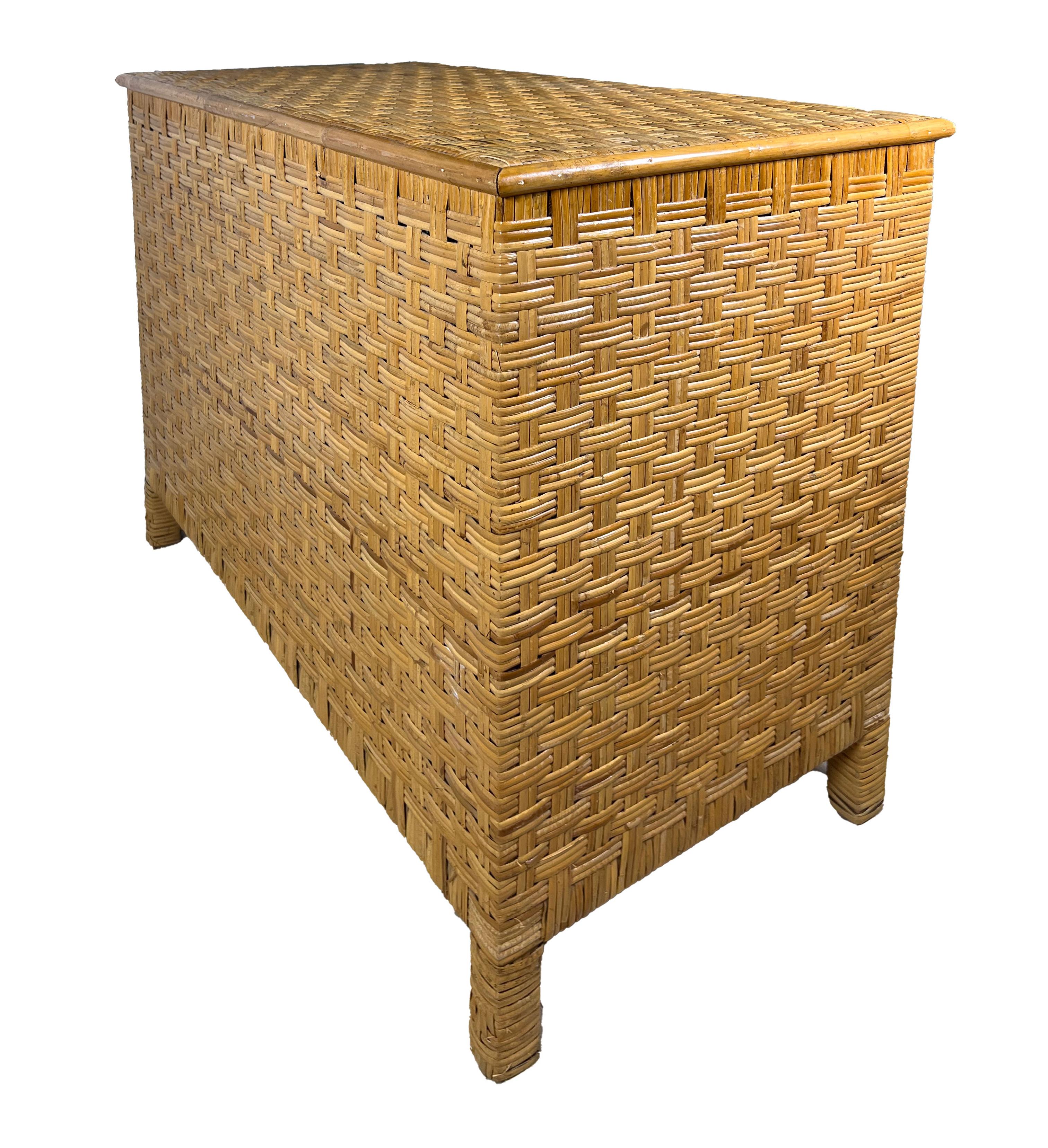 Wood Vintage Coastal Woven Rattan Chest of Drawers with Brass Handles For Sale