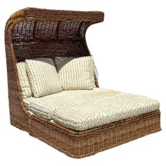 Vintage Coastal Geflochtenes Rattan Daybed
