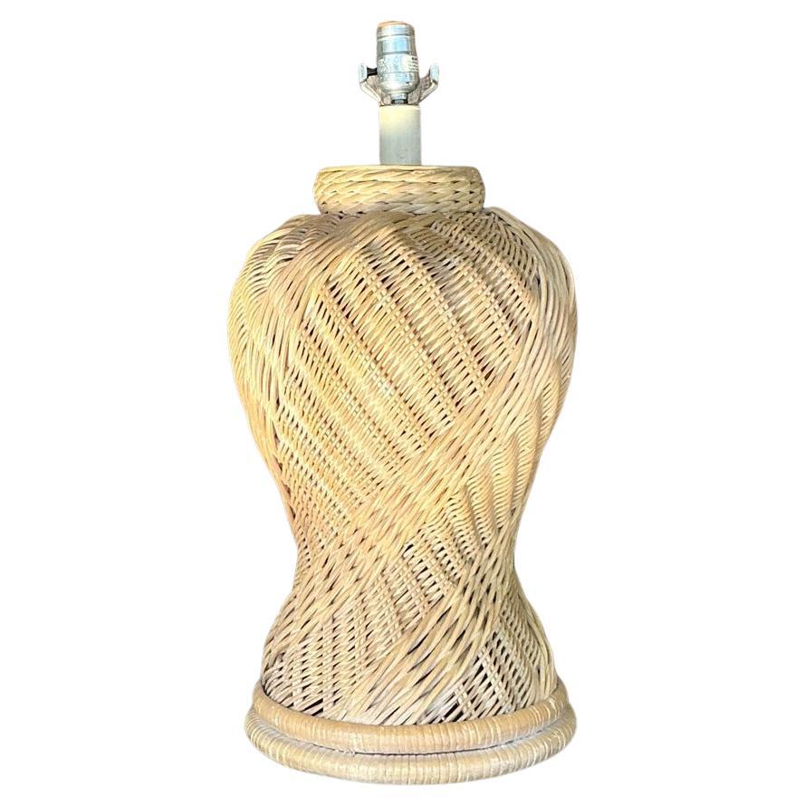 Lampe à jarre en rotin tressé vintage côtier