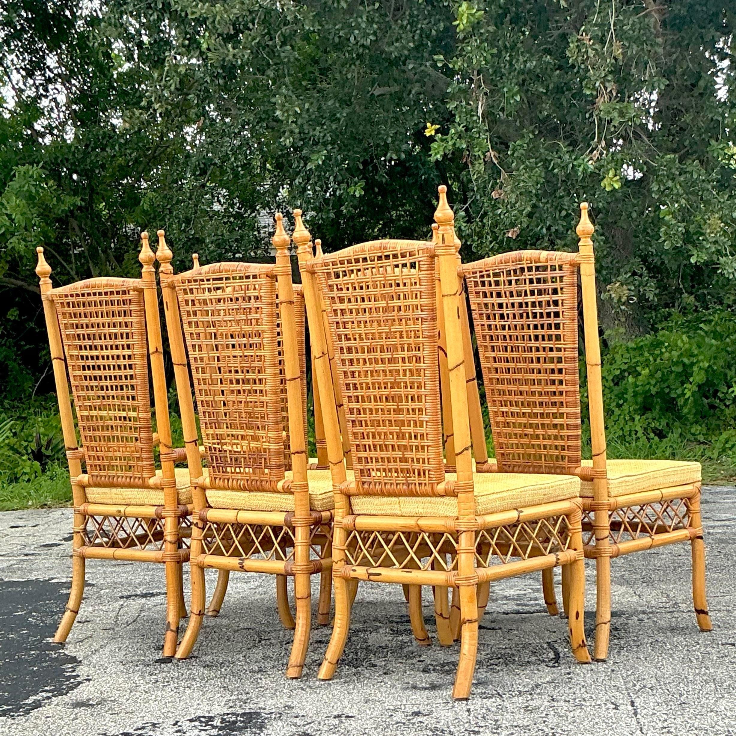 Vintage Coastal-Esszimmerstühle aus gewebtem Rattan mit hoher Rückenlehne - 6er-Set im Angebot 1