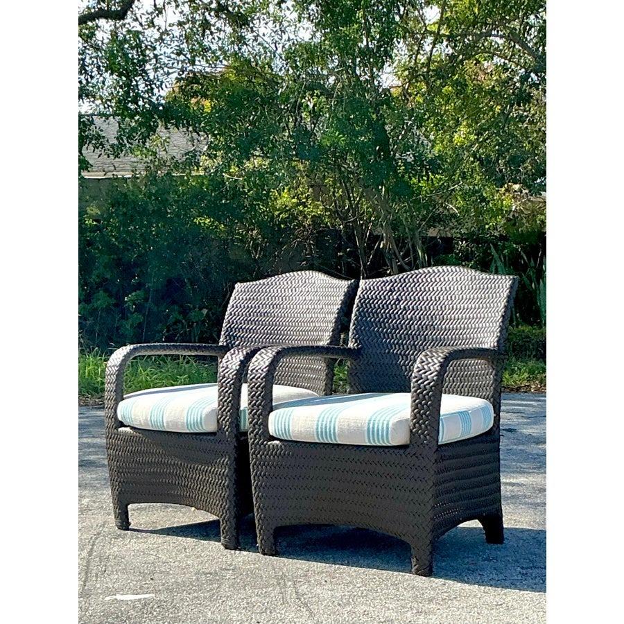 Chaises longues vintage en rotin tissé - une paire en vente 2