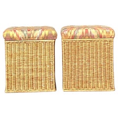 Tabourets bas vintage en rotin tissé - une paire