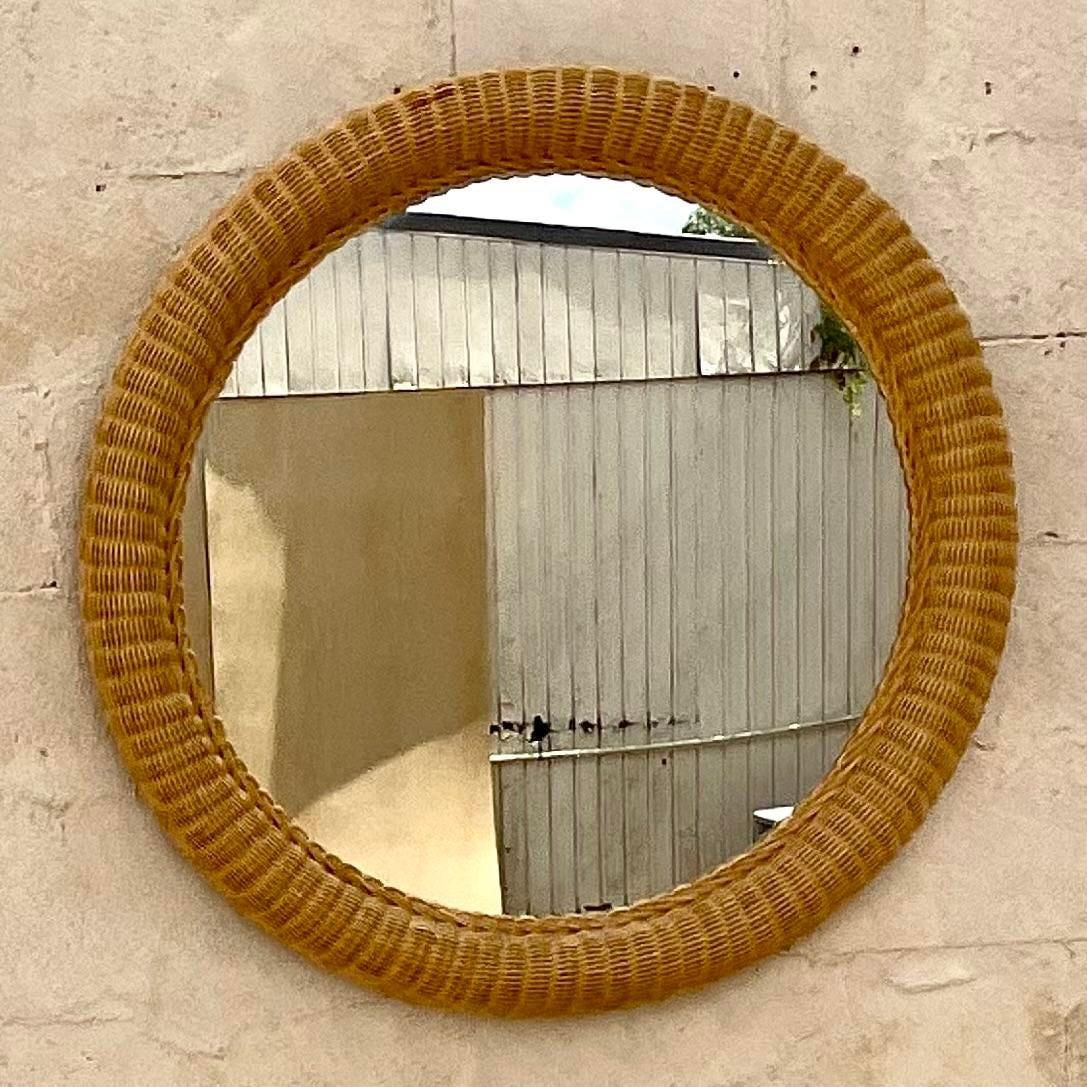 Rotin Miroir vintage en rotin tressé en vente