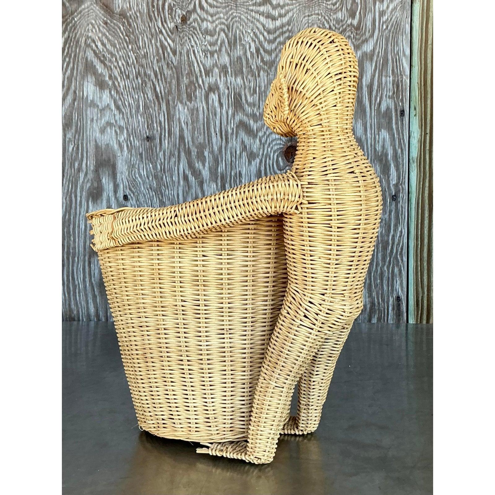 20ième siècle Corbeille à papier singe vintage en rotin tressé pour la côte en vente