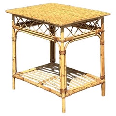 Coastal-Beistelltisch aus gewebtem Rattan