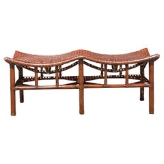 Banco Vintage Coastal Woven Rawhide and Rattan Después de McGuire