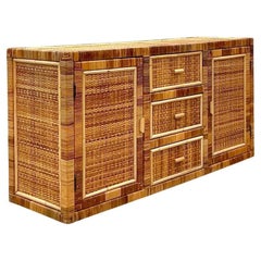 Credenza Vintage Coastal de ratán envuelto